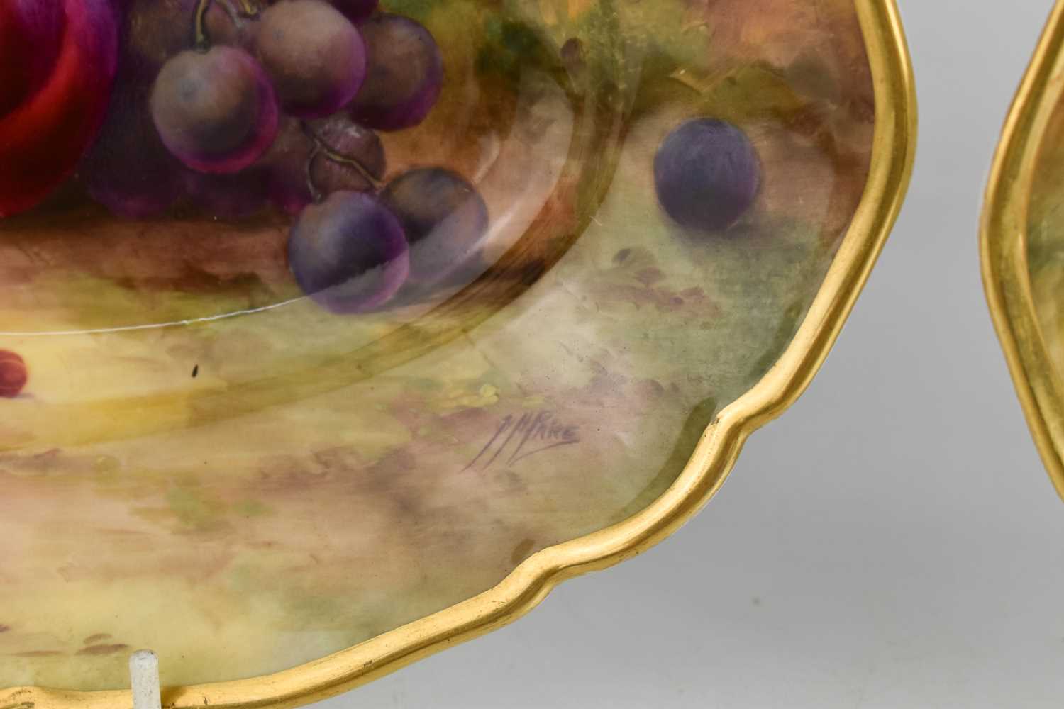 A fine pair of Royal Worcester oval bowls, by Horice Price, painted with pears, grapes and peaches - Image 4 of 4