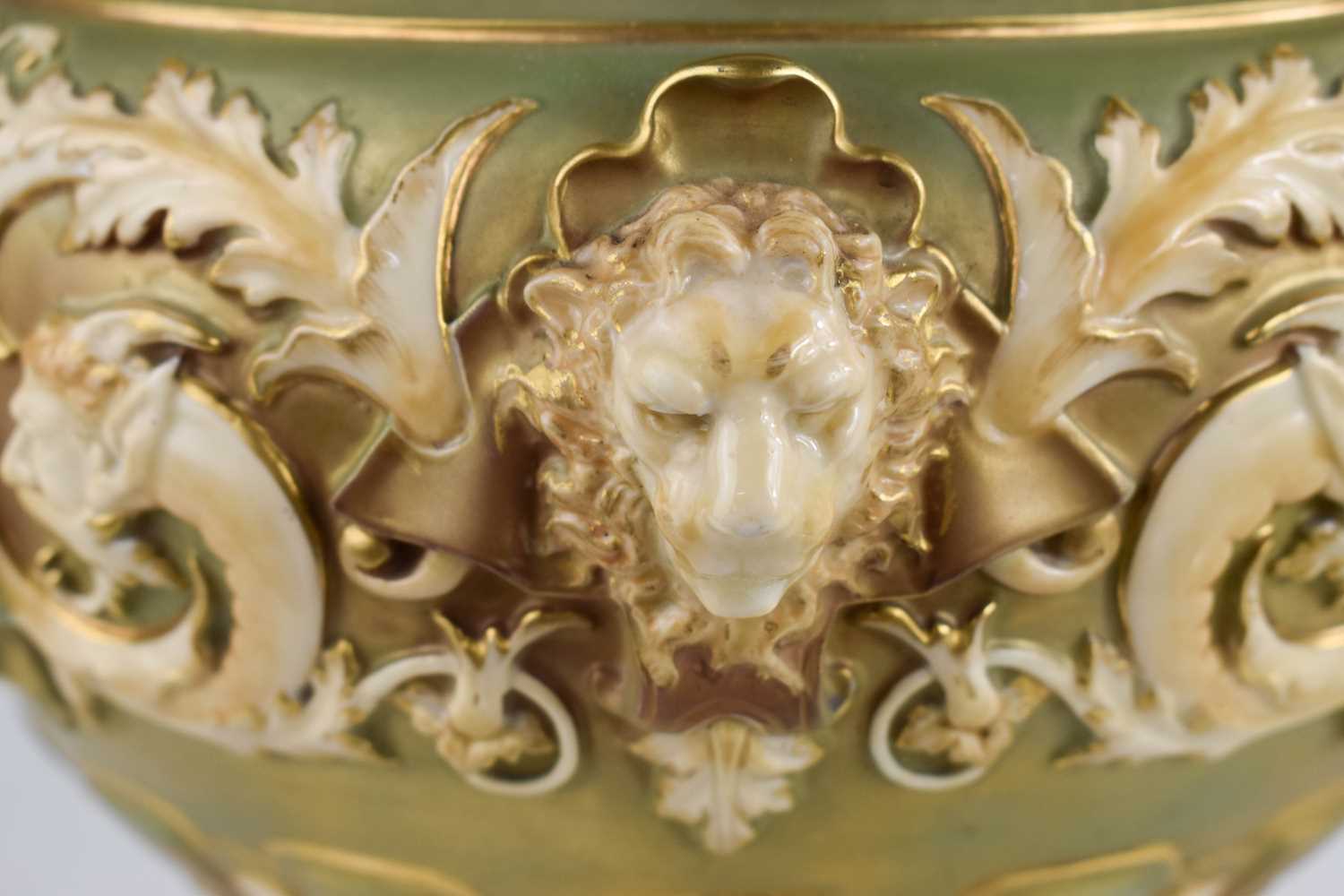 A Royal Worcester jardinere, moulded with lion masks, and scrollwork, circa 1900, 26cm diameter. - Image 2 of 3