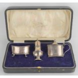A boxed silver cruet set, Birmingham 1919, 2.4tozCondition report: One glass liner a/f