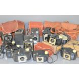 A group of vintage cameras to include Oxford No2, Kodak Brownie No2, Coronet Ambassador, Kodak