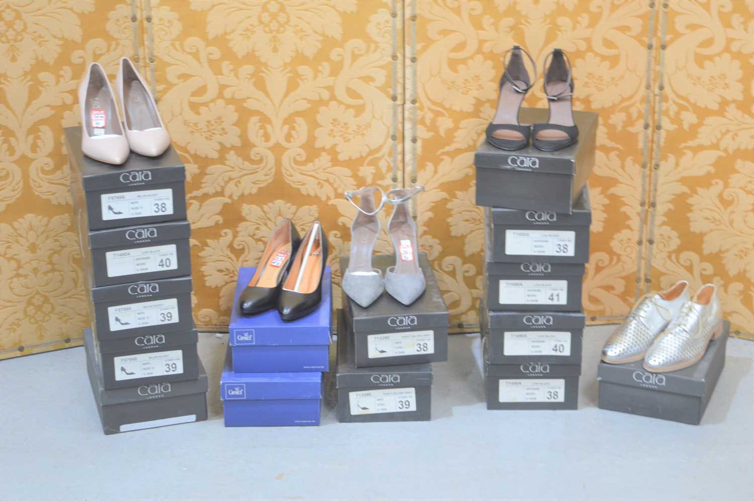 Fifteen pairs of brand new ladies shoes, various sizes and brands to include Cara and Caprice