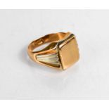 An 18ct gold signet ring, with square surface, size U, 8.95g.