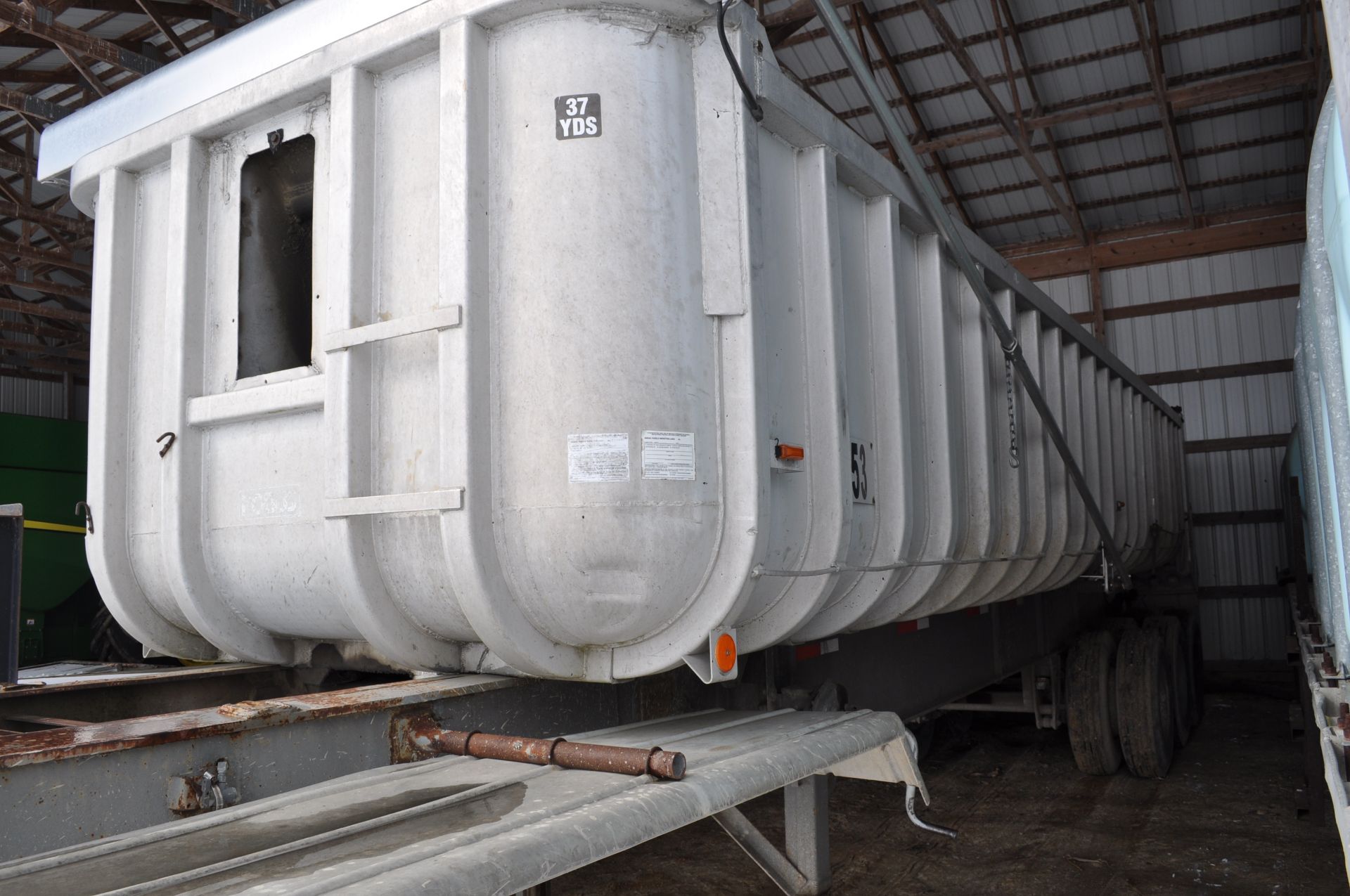 30’ Hobbs frame dump trailer, steel frame, alum dump, tri axle, 11R22.5 tires, tarp, coal chute, - Image 2 of 23