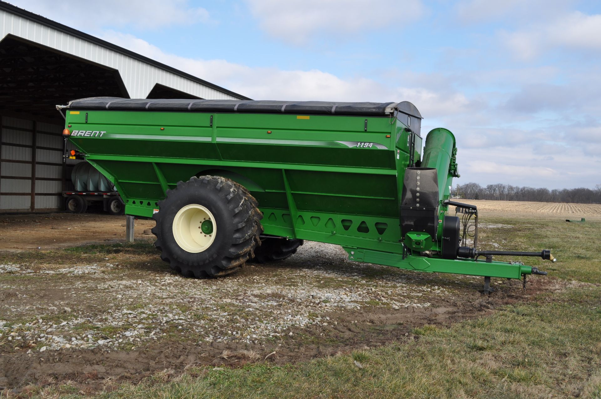 Brent Avalanche 1194 grain cart, 76x50.00-32 tires, 1000 PTO, scales, roll tarp, lights, camera, - Image 2 of 11