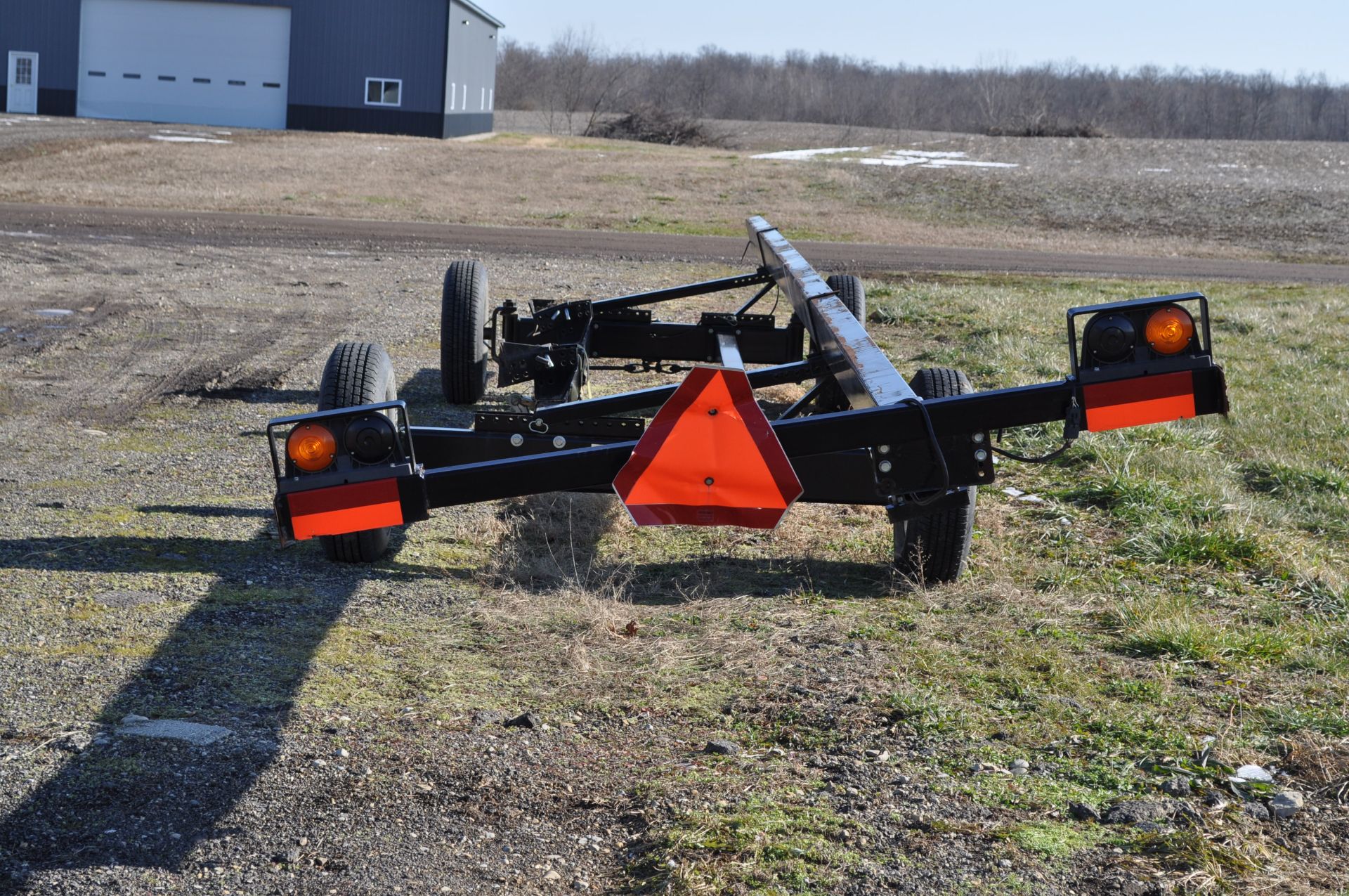 40’ J&M 1082 header cart, 235/85R16 tires, lights, folding tongue, SN 4018 - Image 8 of 15