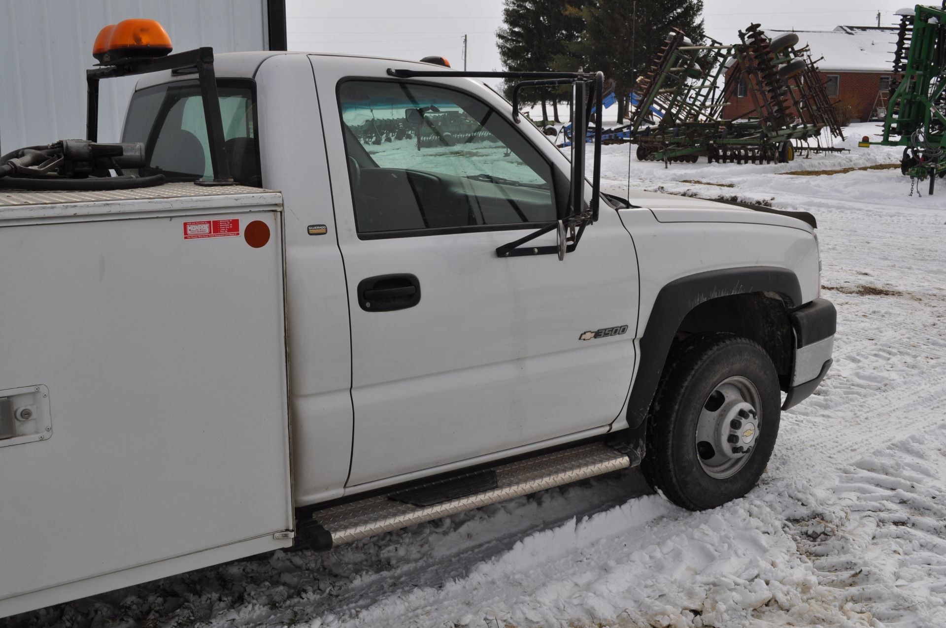 2003 Chevy 3500 service truck, standard cab, V-8 gas, automatic, 4x4, DRW, 42,206 miles, 9’ Stahl - Image 11 of 48