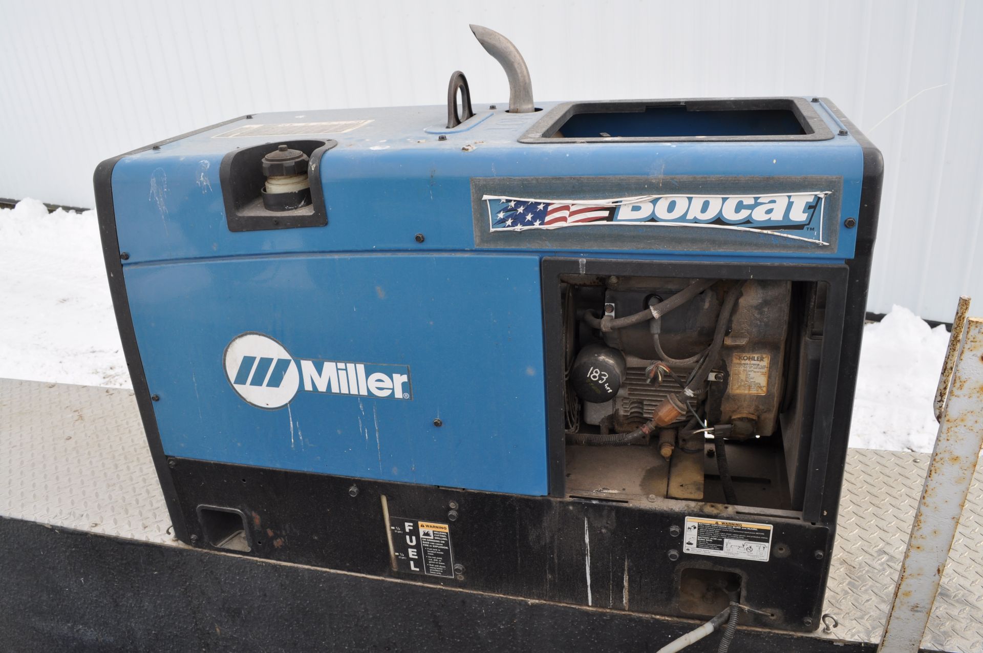 Miller Bobcat 225 welder/generator, 218 hrs, Kohler gas engine - Image 4 of 8