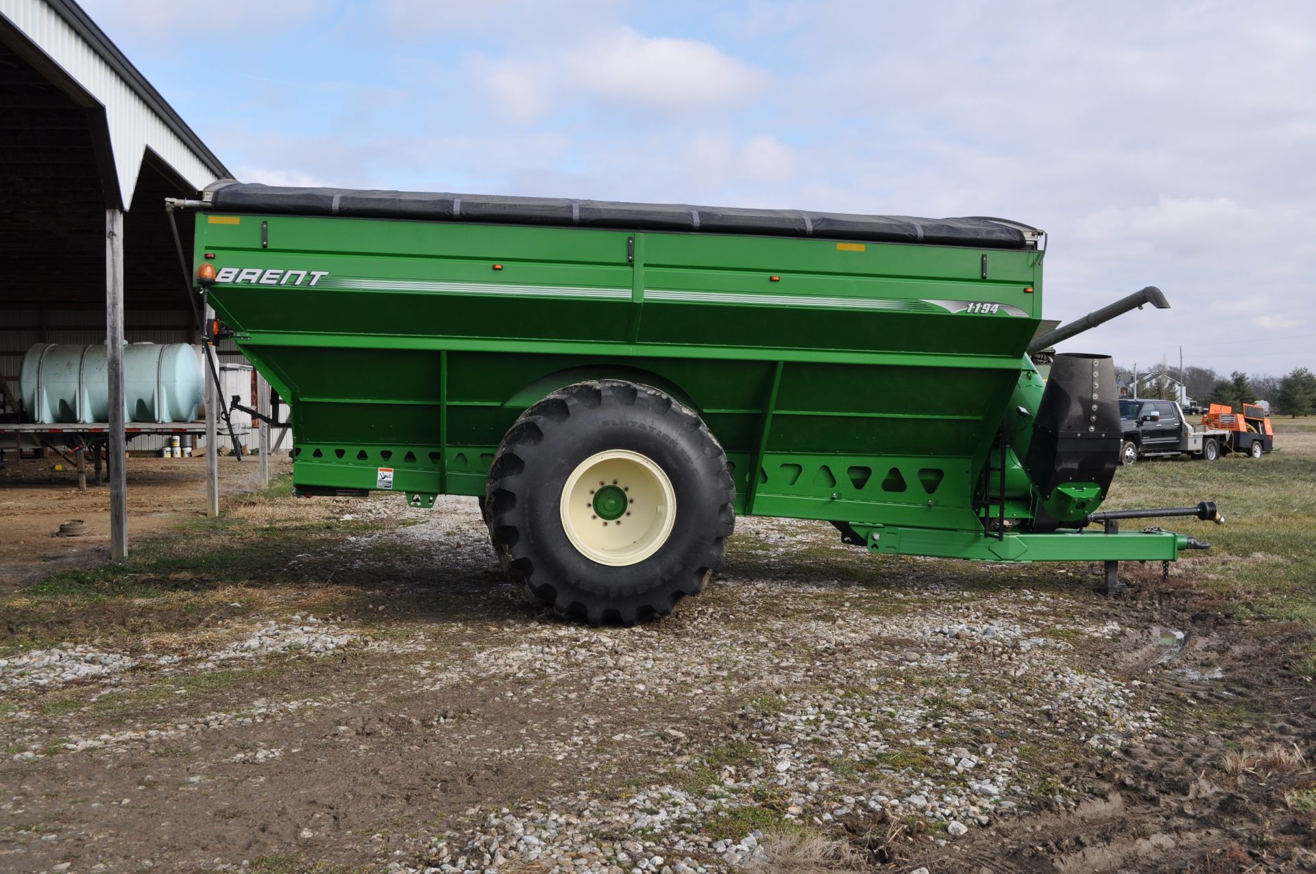 Brent Avalanche 1194 grain cart, 76x50.00-32 tires, 1000 PTO, scales, roll tarp, lights, camera, - Image 3 of 11