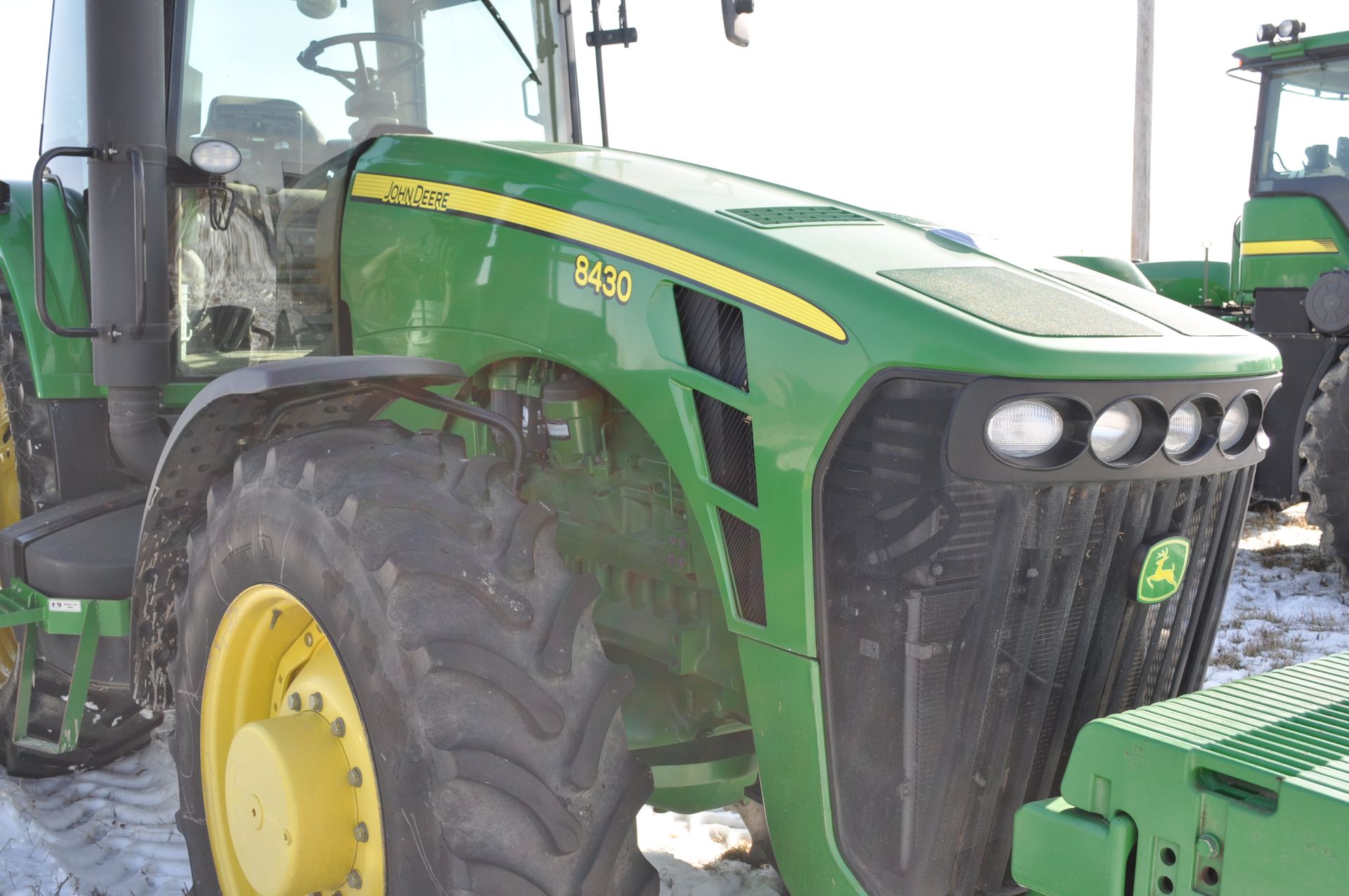 John Deere 8430 tractor, MFWD, 480/80R50 duals, 420/85R34 front, power shift, front fenders, front - Image 21 of 37