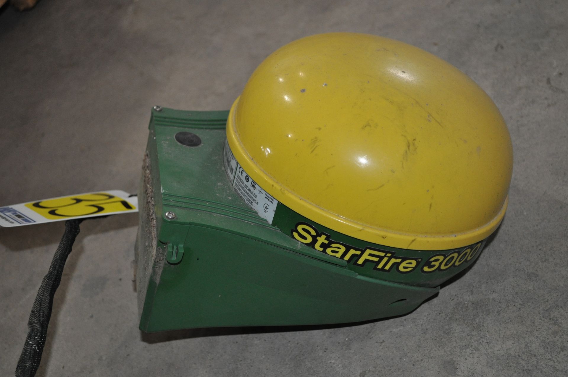 John Deere StarFire 3000 receiver, SF1, SN PCGT3TB792109