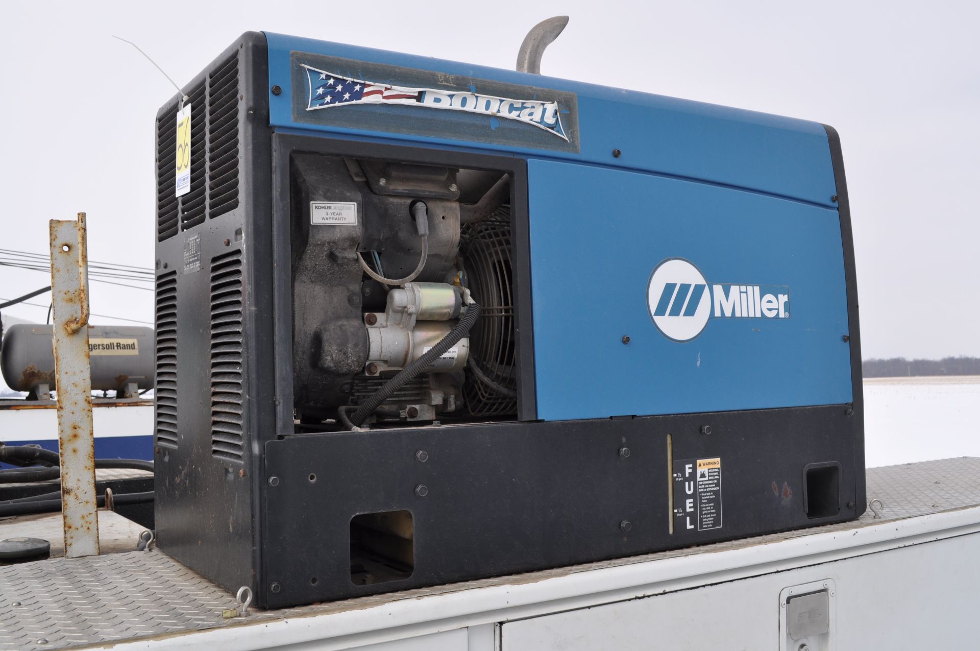 Miller Bobcat 225 welder/generator, 218 hrs, Kohler gas engine