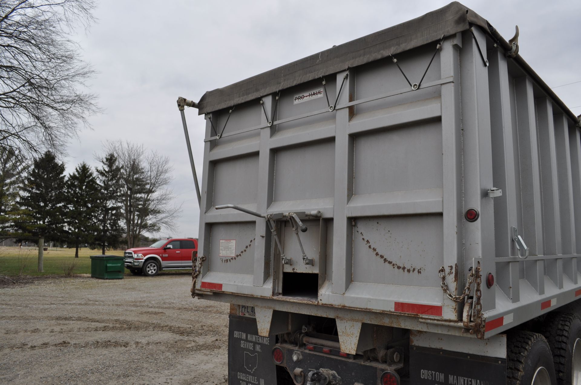 1991 Freightliner FLD dump truck, Cummins 855 Formula 350 engine, Eaton Performance 9 spd, 16’ Pro - Image 20 of 38