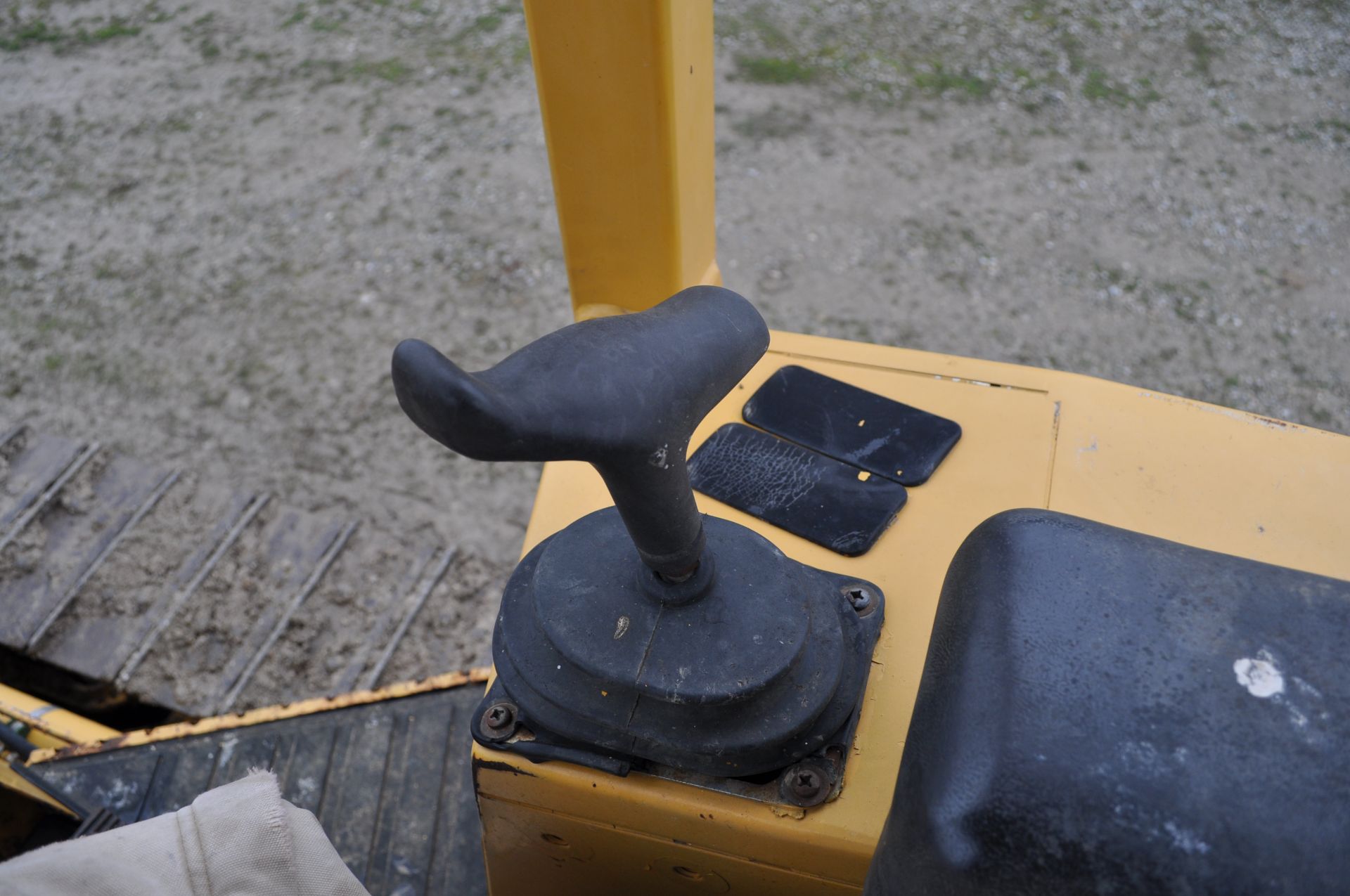 John Deere 450 H dozer, 7 ½’ 6-way blade, 14” tracks, 3597 hrs, SN T0450HX908678 - Image 21 of 22