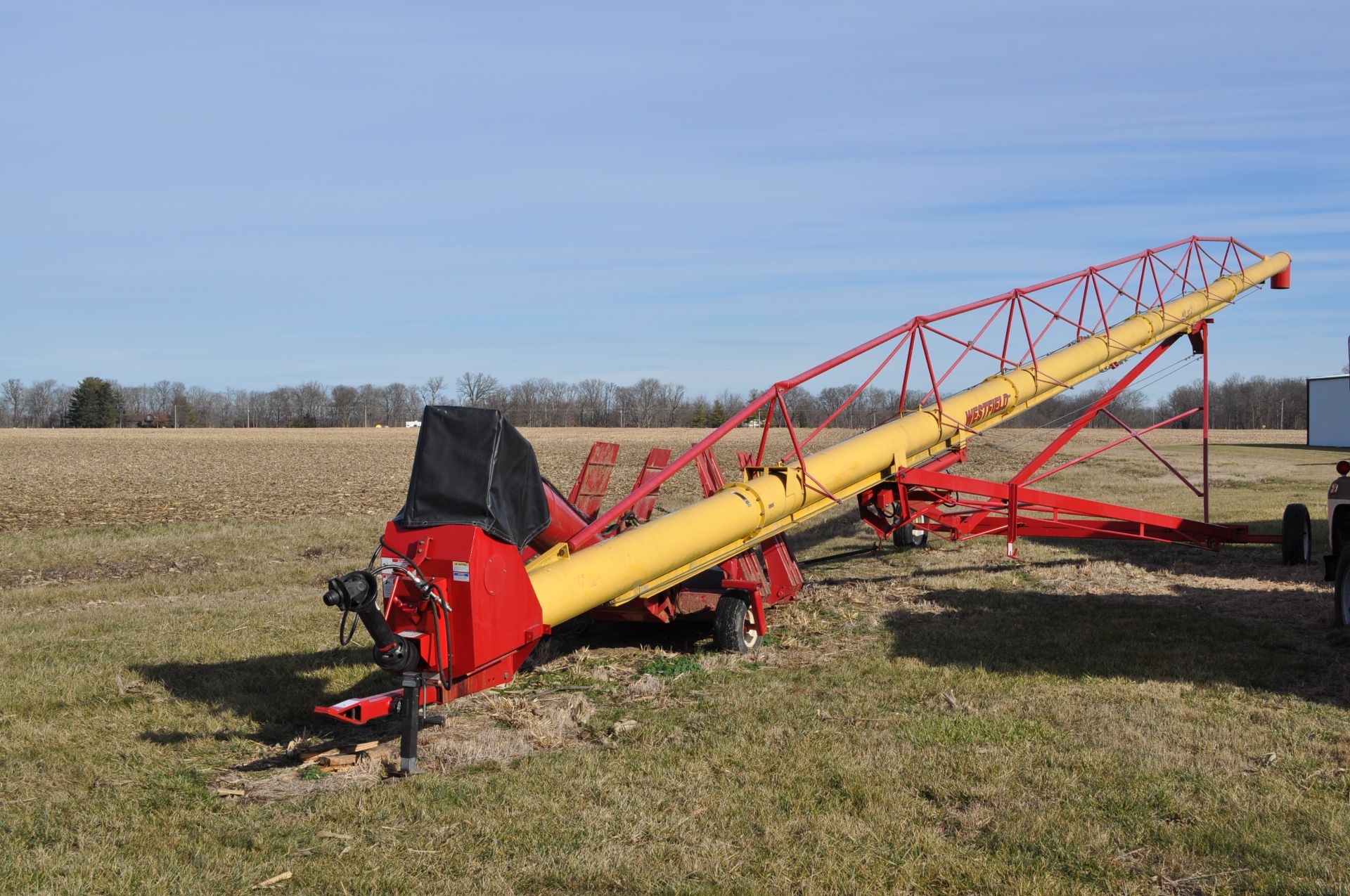 Westfield MK 130-91 plus auger, w/ Pit Express drive over unload, 540 PTO, hyd raise - Image 13 of 13