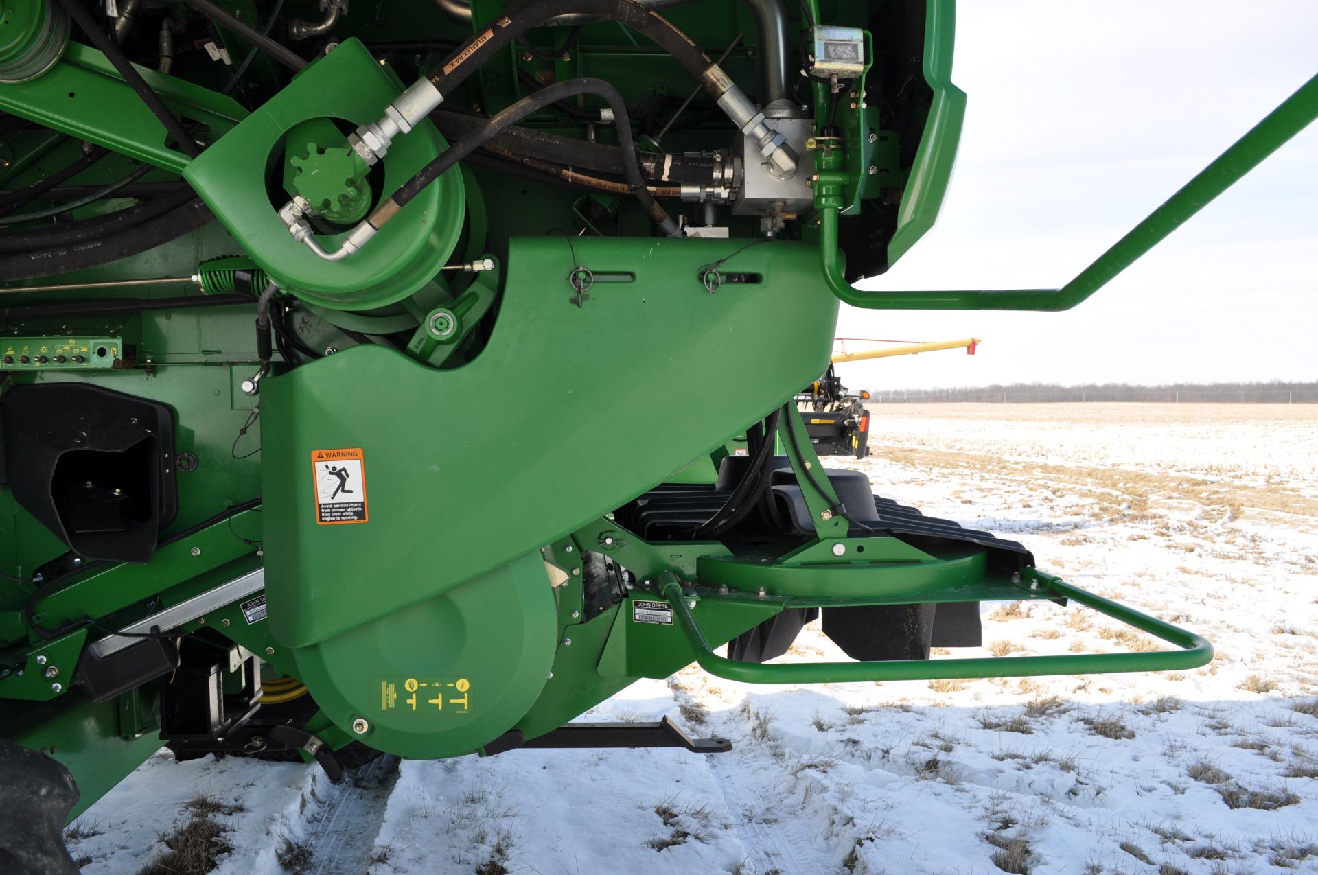 John Deere S680 combine, 1250/50R32 drive tires, 750/65R26 rear tires, PWRD, yield monitor, poly - Image 22 of 41