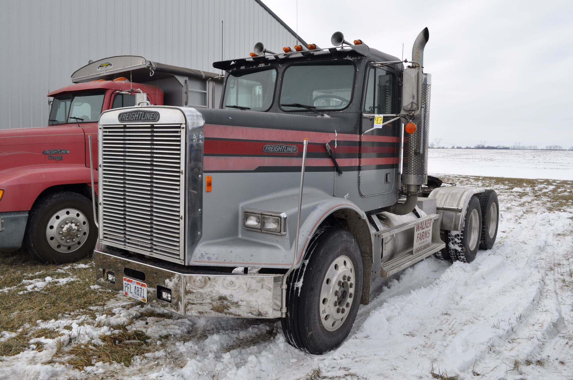 1988 Freightliner FLC semi truck, daycab, 187” WB, Cummins 855 Formula 350 engine, 8 spd + low + OD,