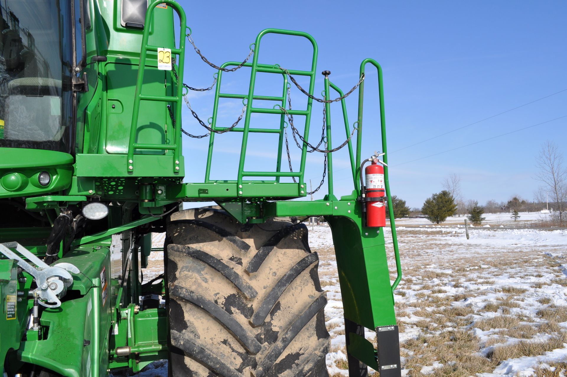 John Deere S680 combine, 1250/50R32 drive tires, 750/65R26 rear tires, PWRD, yield monitor, poly - Image 14 of 41