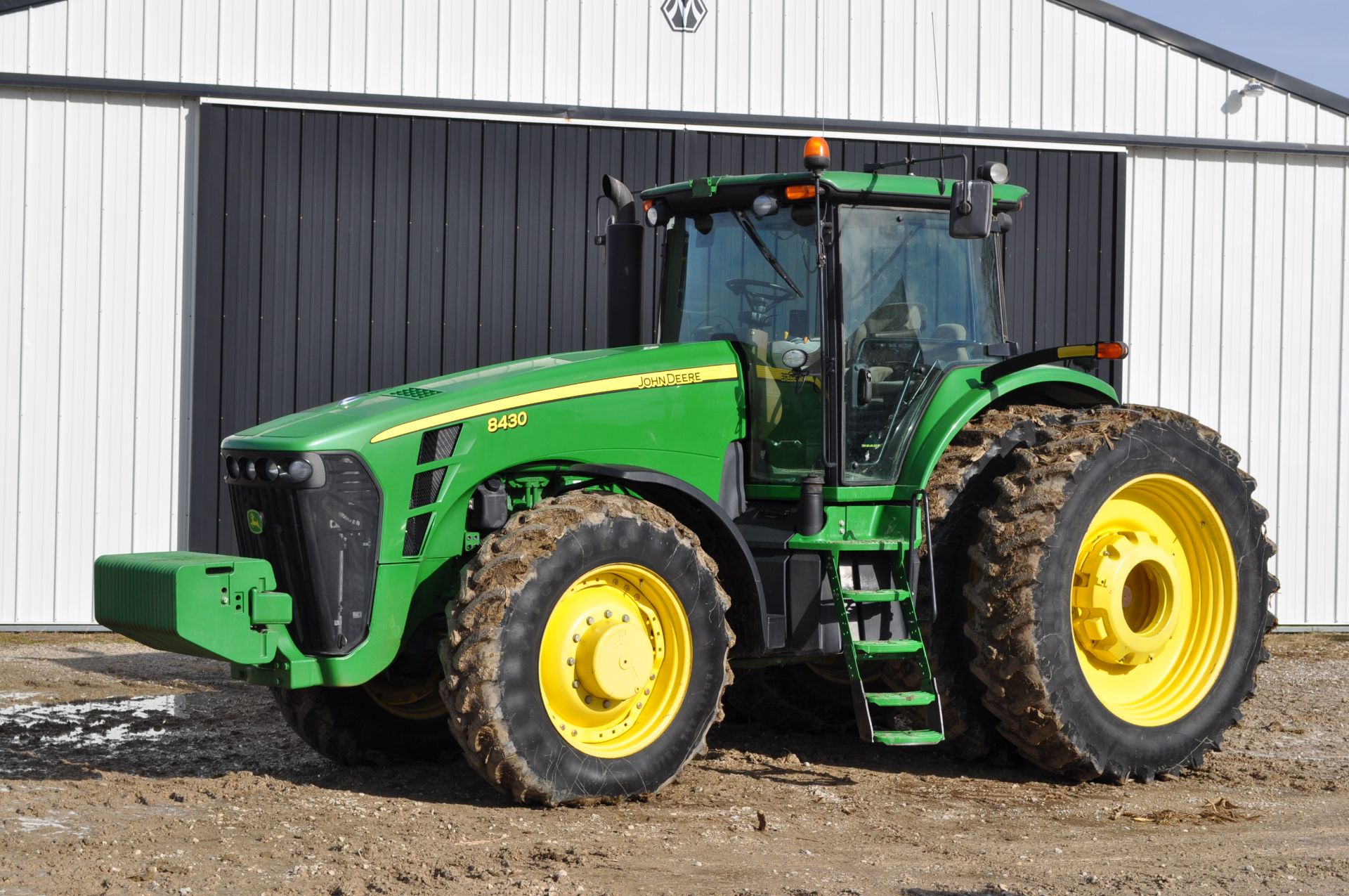 John Deere 8430 tractor, MFWD, 480/80R50 duals, 420/85R34 front, power shift, front fenders, front - Image 24 of 37