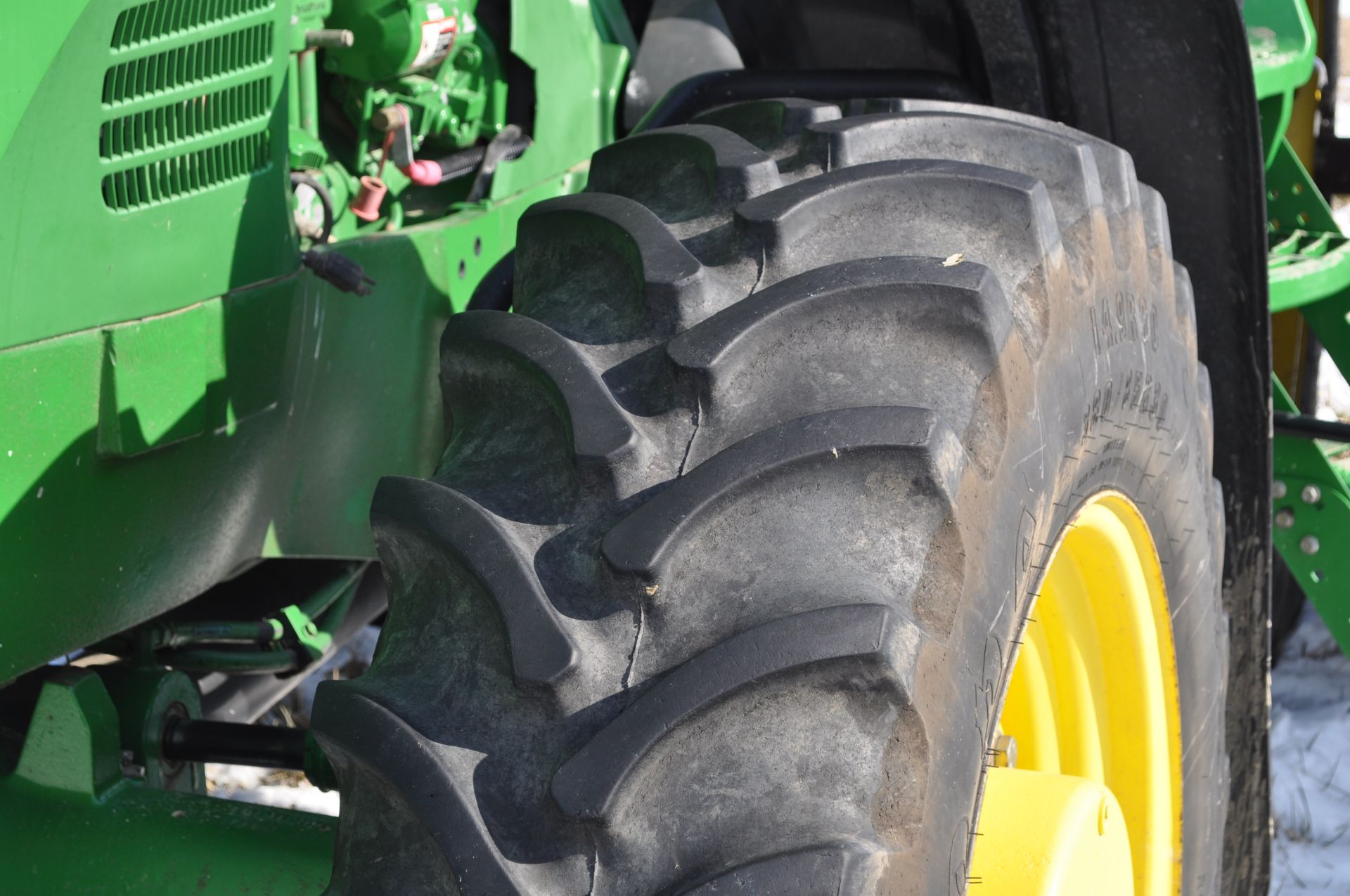 John Deere 7920 tractor, MFWD, IVT, 480/80R42 rear duals, 380/85R30 front, front fenders, front wts, - Image 7 of 33