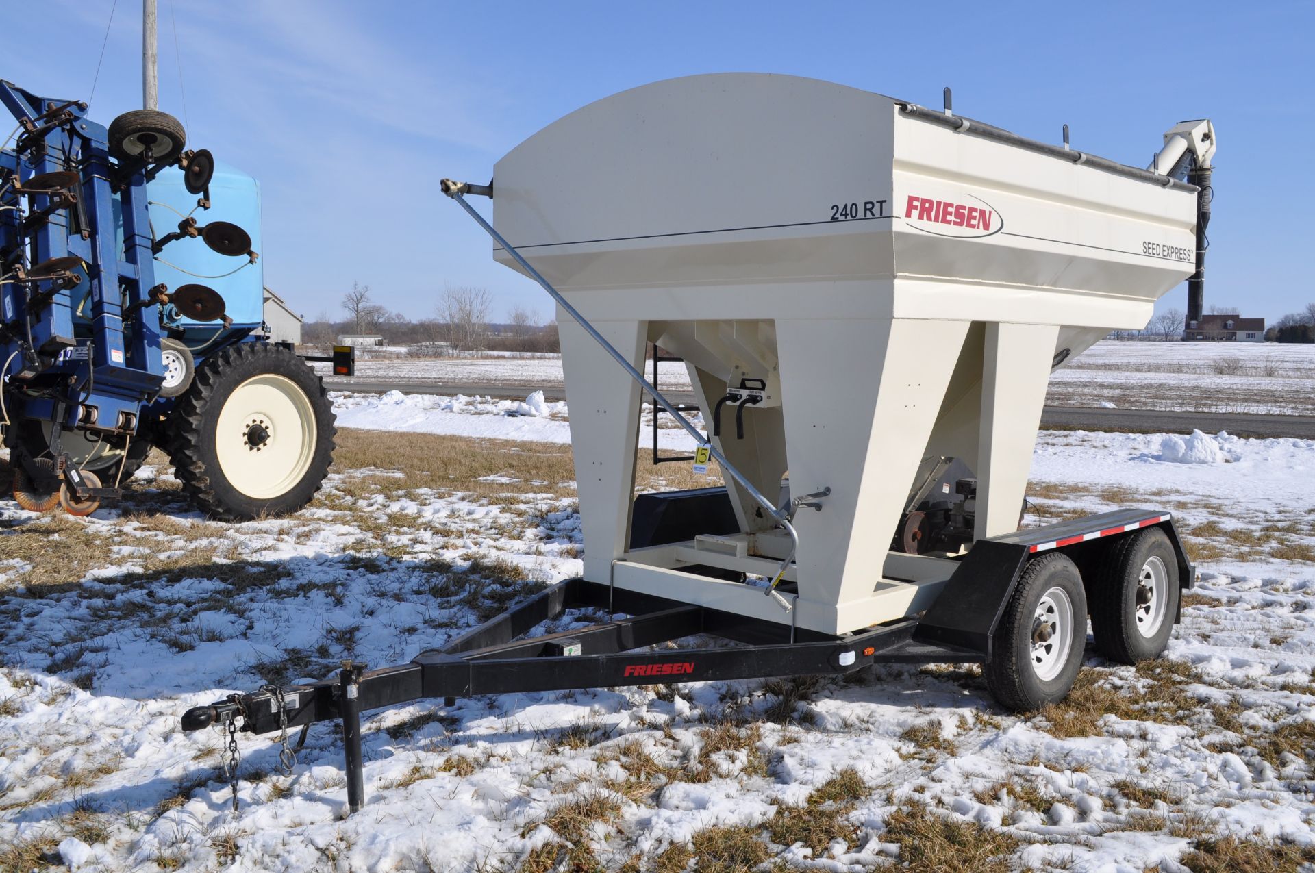 Friesen 240RT seed tender, tandem axle, 2 compartment, rear conveyor, Honda GX160 engine, electric