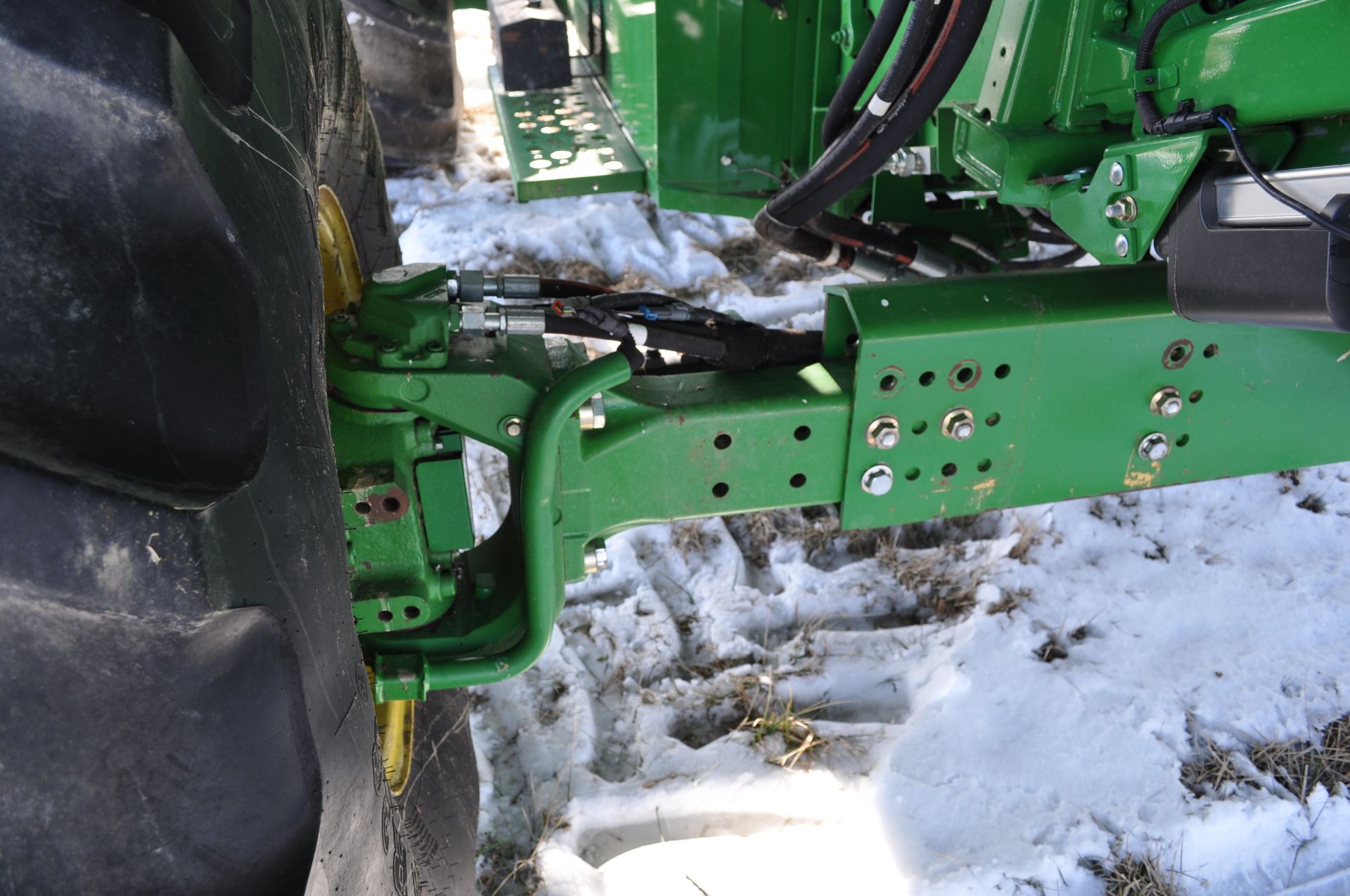 John Deere S680 combine, 1250/50R32 drive tires, 750/65R26 rear tires, PWRD, yield monitor, poly - Image 21 of 41