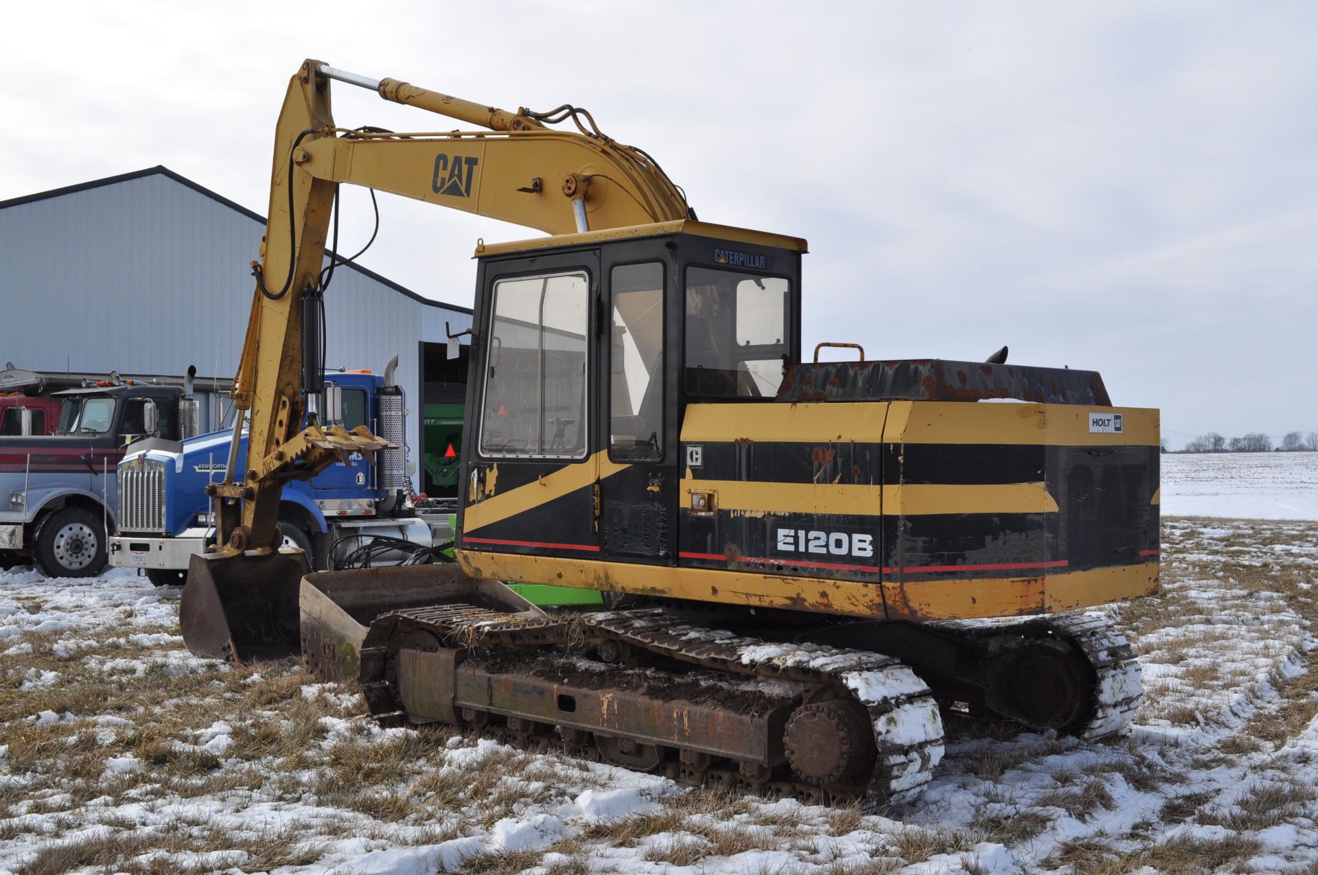 CAT E120B excavator, hyd thumb, 36” bucket, ditch bucket, 5274 hrs, SN 001200 - Image 2 of 16