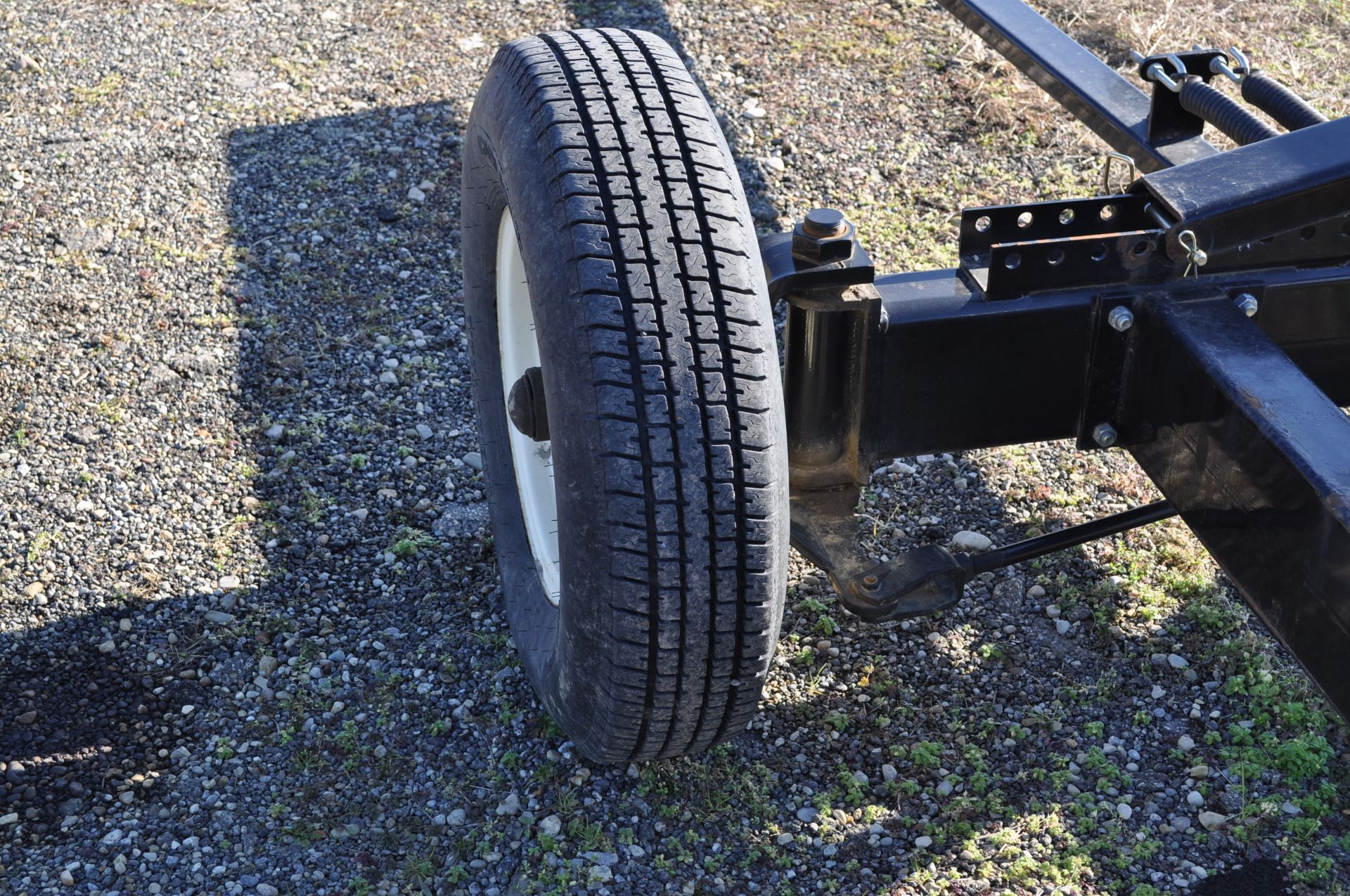 40’ J&M 1082 header cart, 235/85R16 tires, lights, folding tongue, SN 4018 - Image 12 of 15