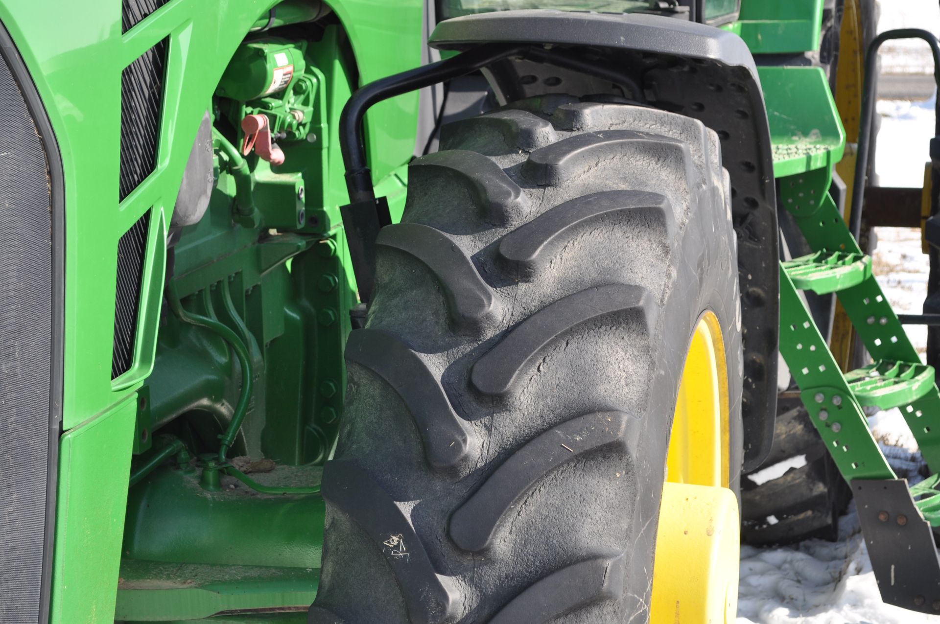 John Deere 8430 tractor, MFWD, 480/80R50 duals, 420/85R34 front, power shift, front fenders, front - Image 7 of 37