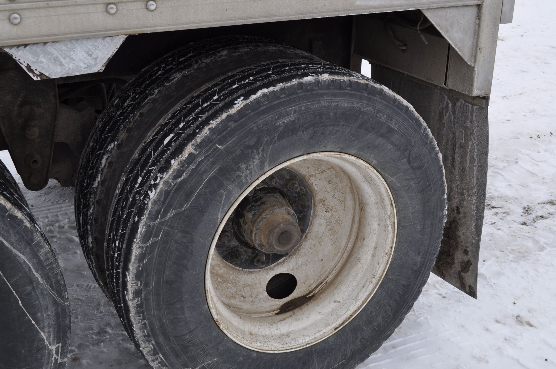 1993 42’ Timpte hopper bottom trailer, spring ride, 11R24.5 tires, roll tarp, VIN H42221PB084815 - Image 12 of 19