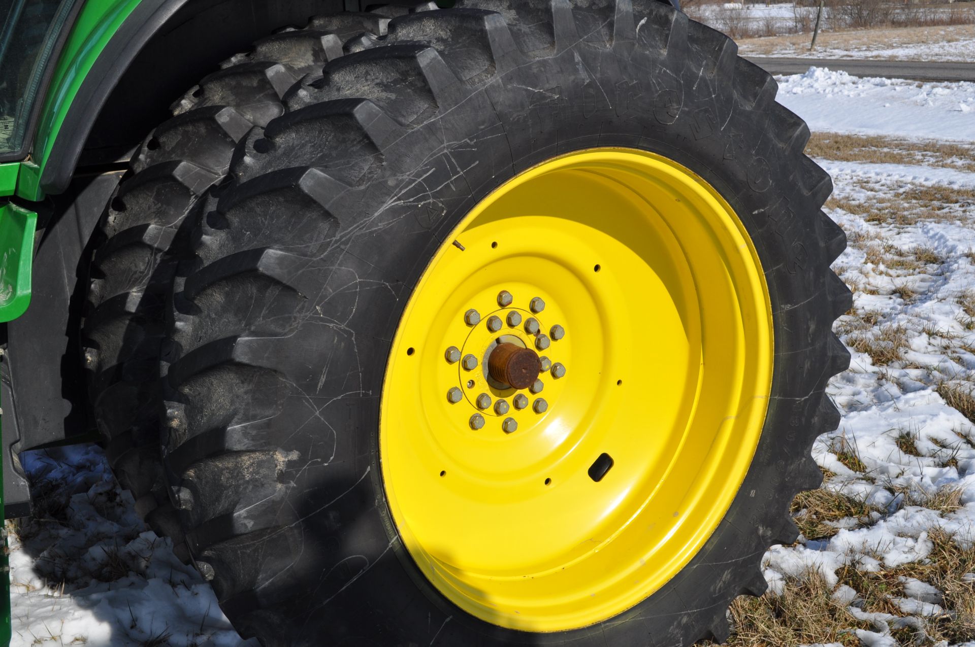 John Deere 7920 tractor, MFWD, IVT, 480/80R42 rear duals, 380/85R30 front, front fenders, front wts, - Image 15 of 33