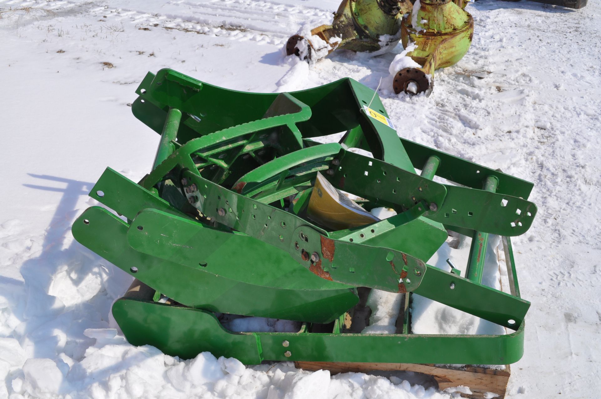 Grill guard for John Deere 8000 series tractors - Image 3 of 4