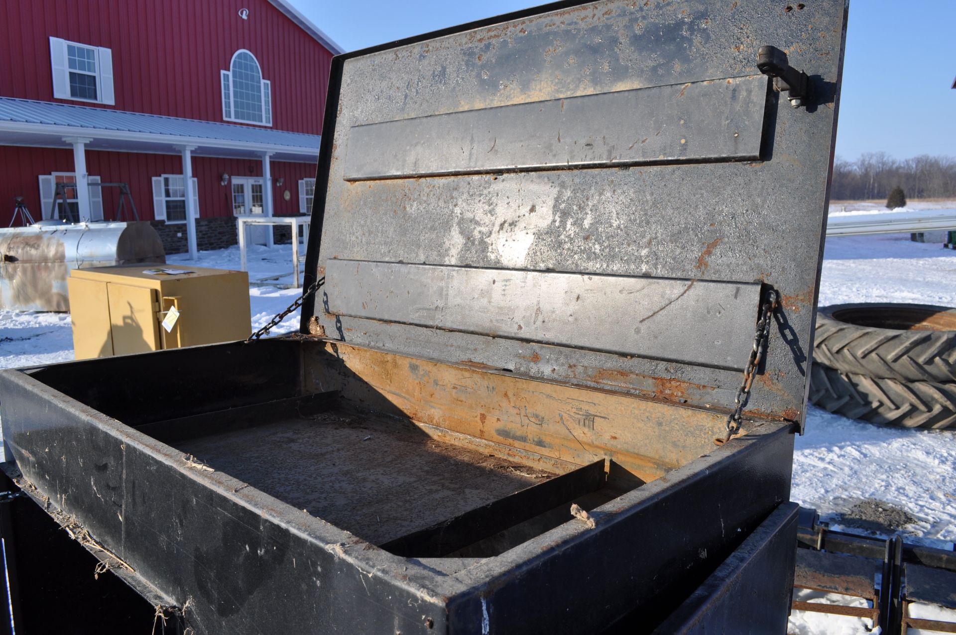 4’ x 27” x 52” steel cabinet with 2 doors and top lid - Image 6 of 7