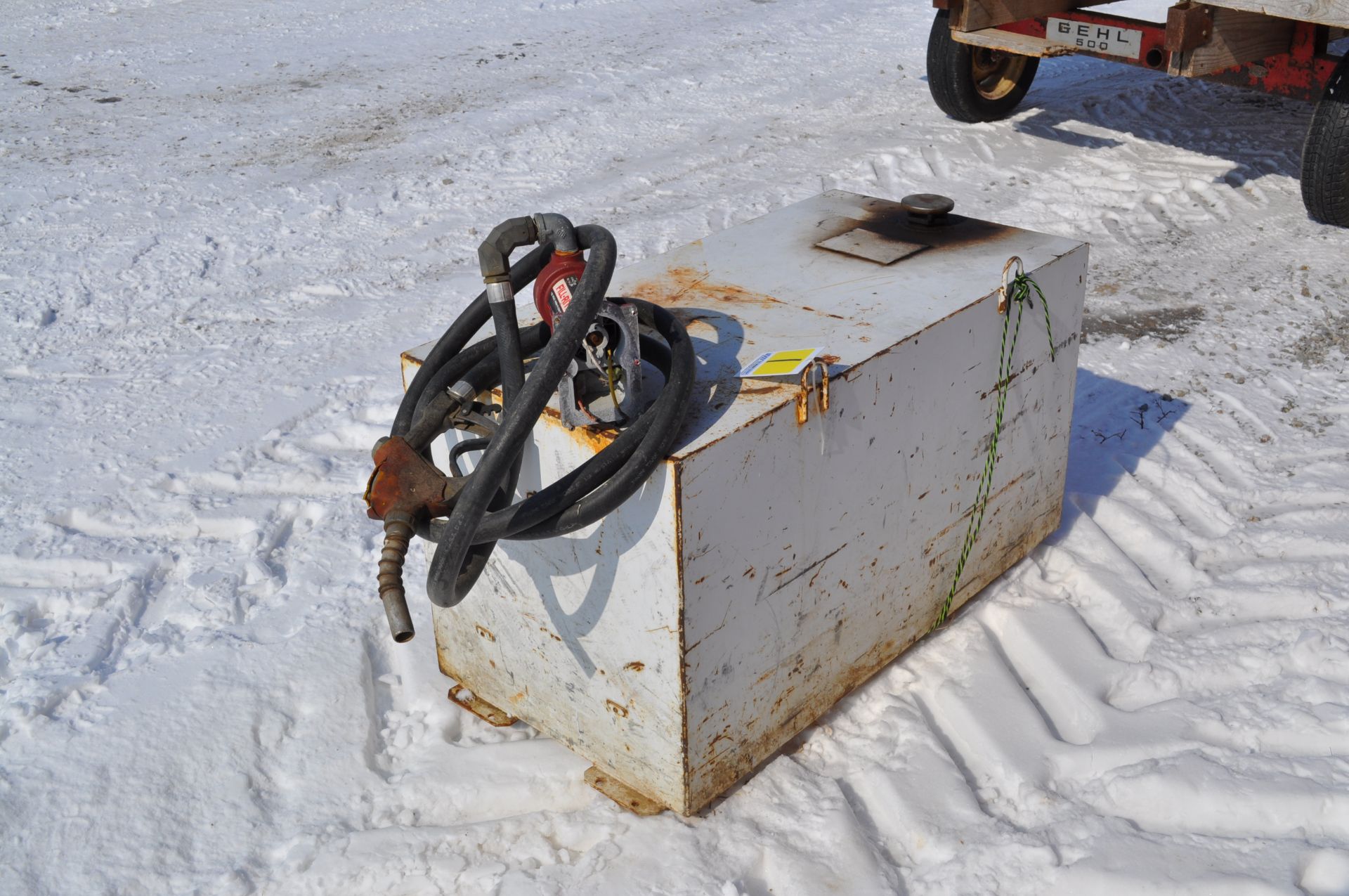 110 gal fuel transfer tank - Image 2 of 3