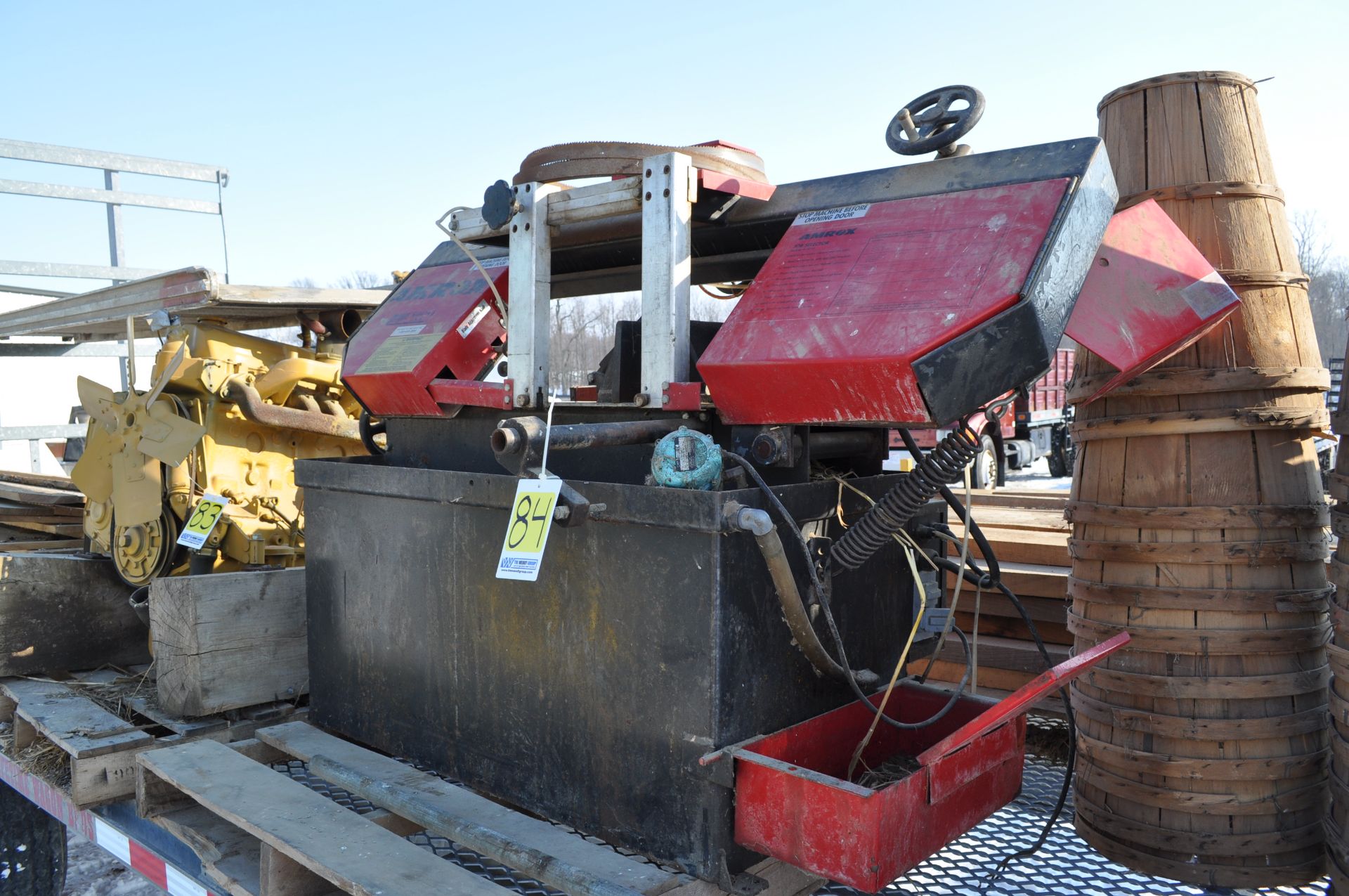 Amrox metal band saw, missing motor