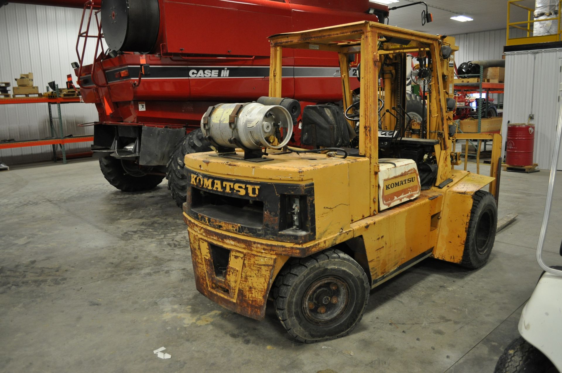 Komatsu G40-4 forklift, 7.50-15 front dual tires, 7.00-12 rear tires, LP, 7600 lb capacity, - Image 3 of 17