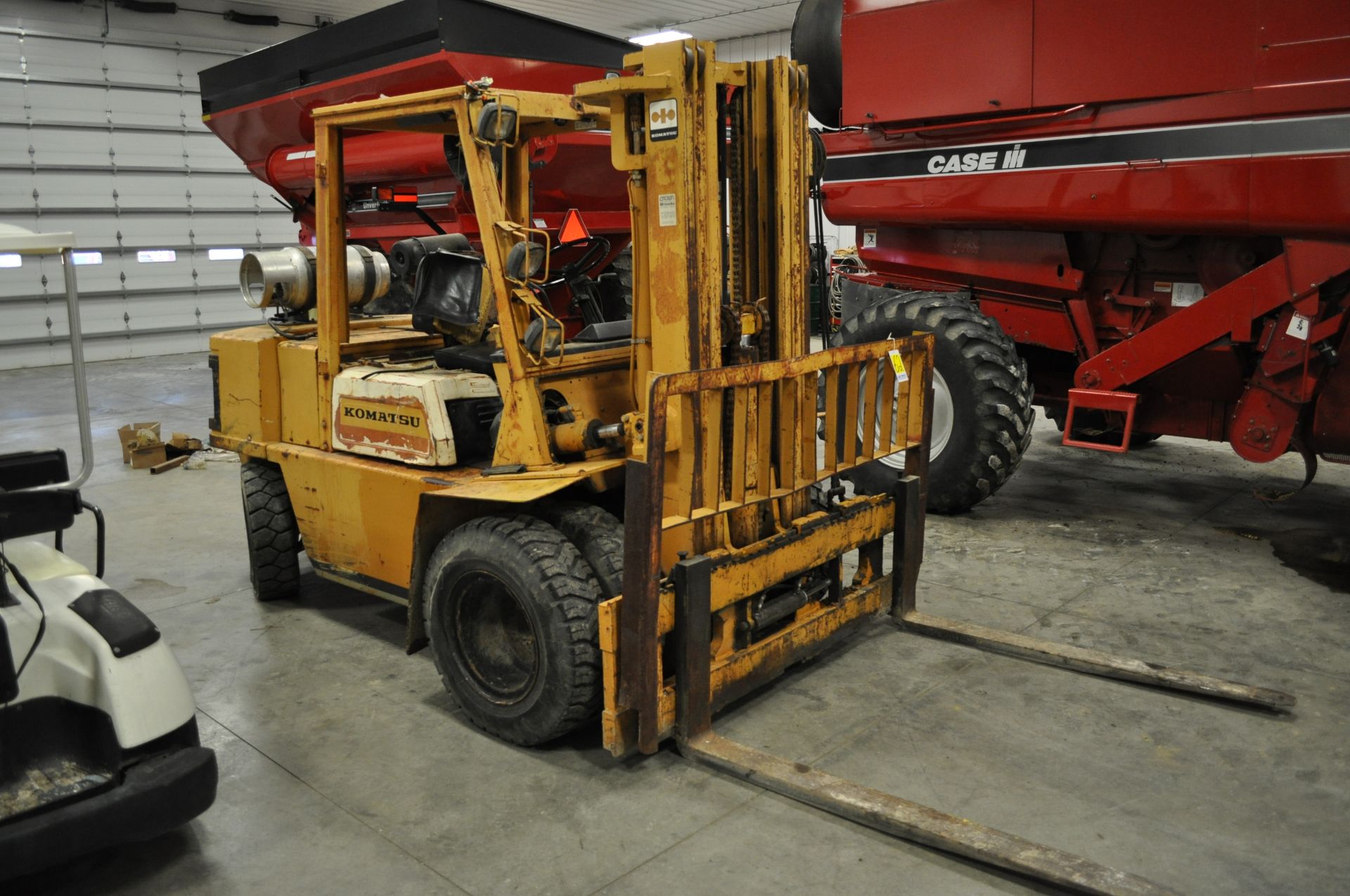 Komatsu G40-4 forklift, 7.50-15 front dual tires, 7.00-12 rear tires, LP, 7600 lb capacity, - Image 4 of 17