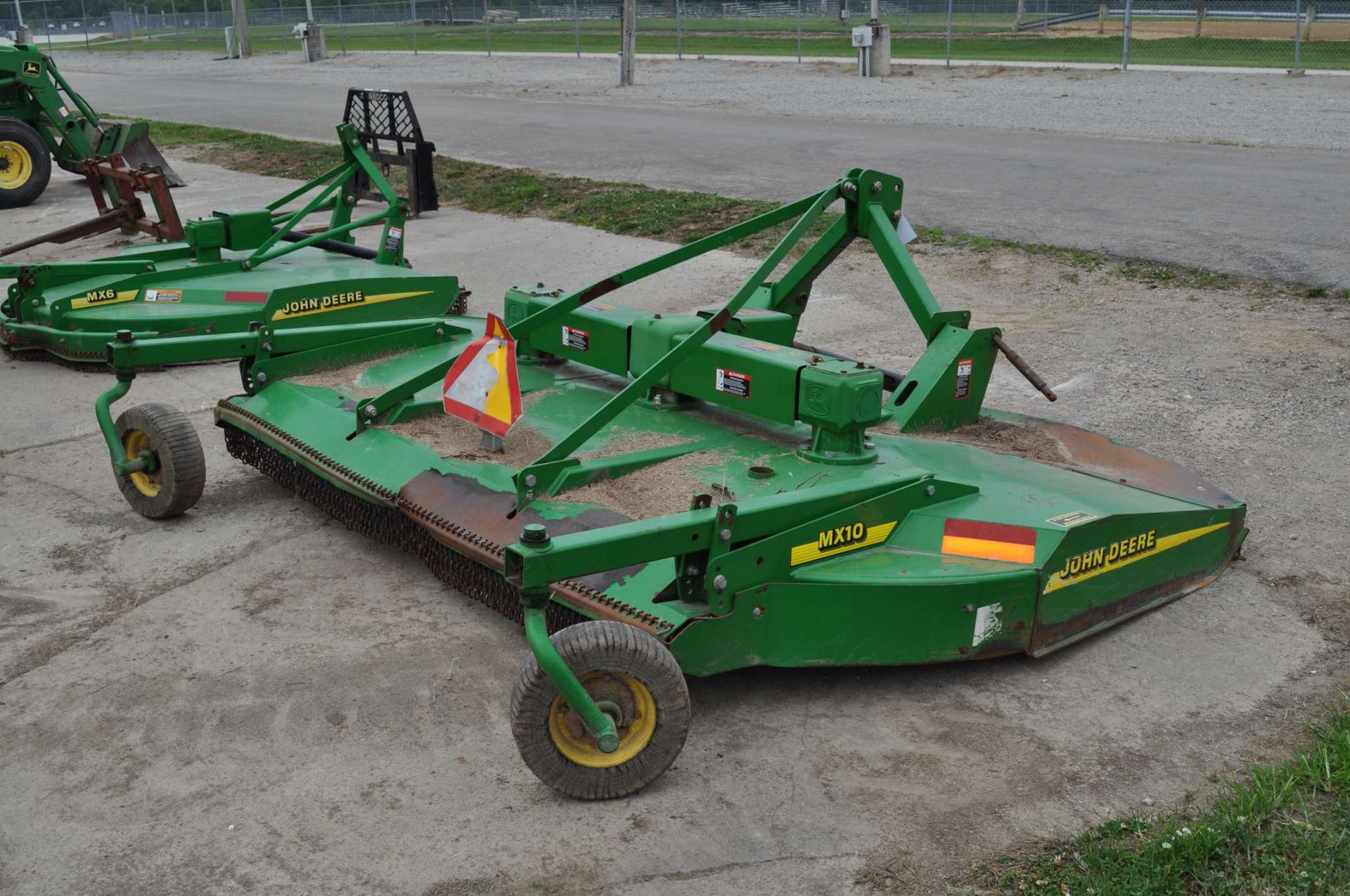 10’ John Deere MX10 rotary mower, 3 pt, 540 pto - Image 3 of 6