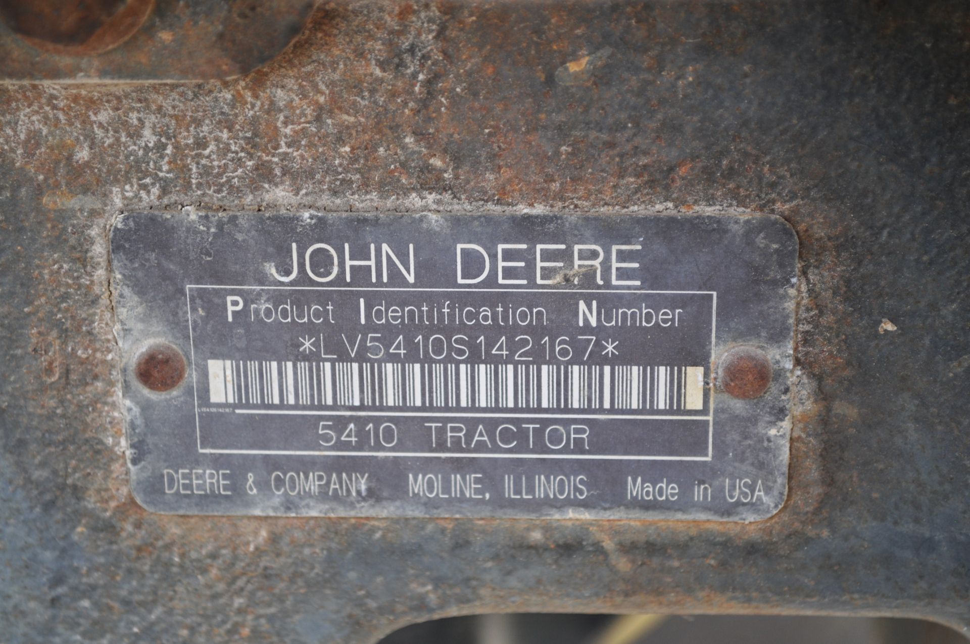 John Deere 5410 tractor, 2WD, w/ 520 loader, 16.9-30 rear tires, 11 L 15.5 front tires, 4090 hrs - Image 15 of 15