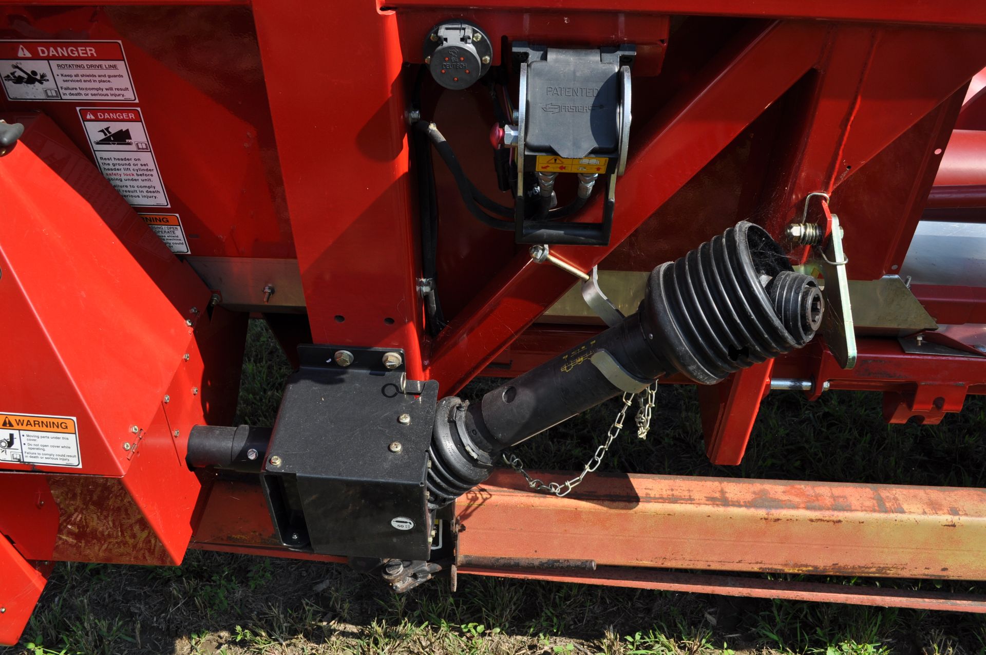 Case IH 3406 corn head, knife rolls, hyd deck plates, poly, 2 stalk stompers, header height control - Image 6 of 20