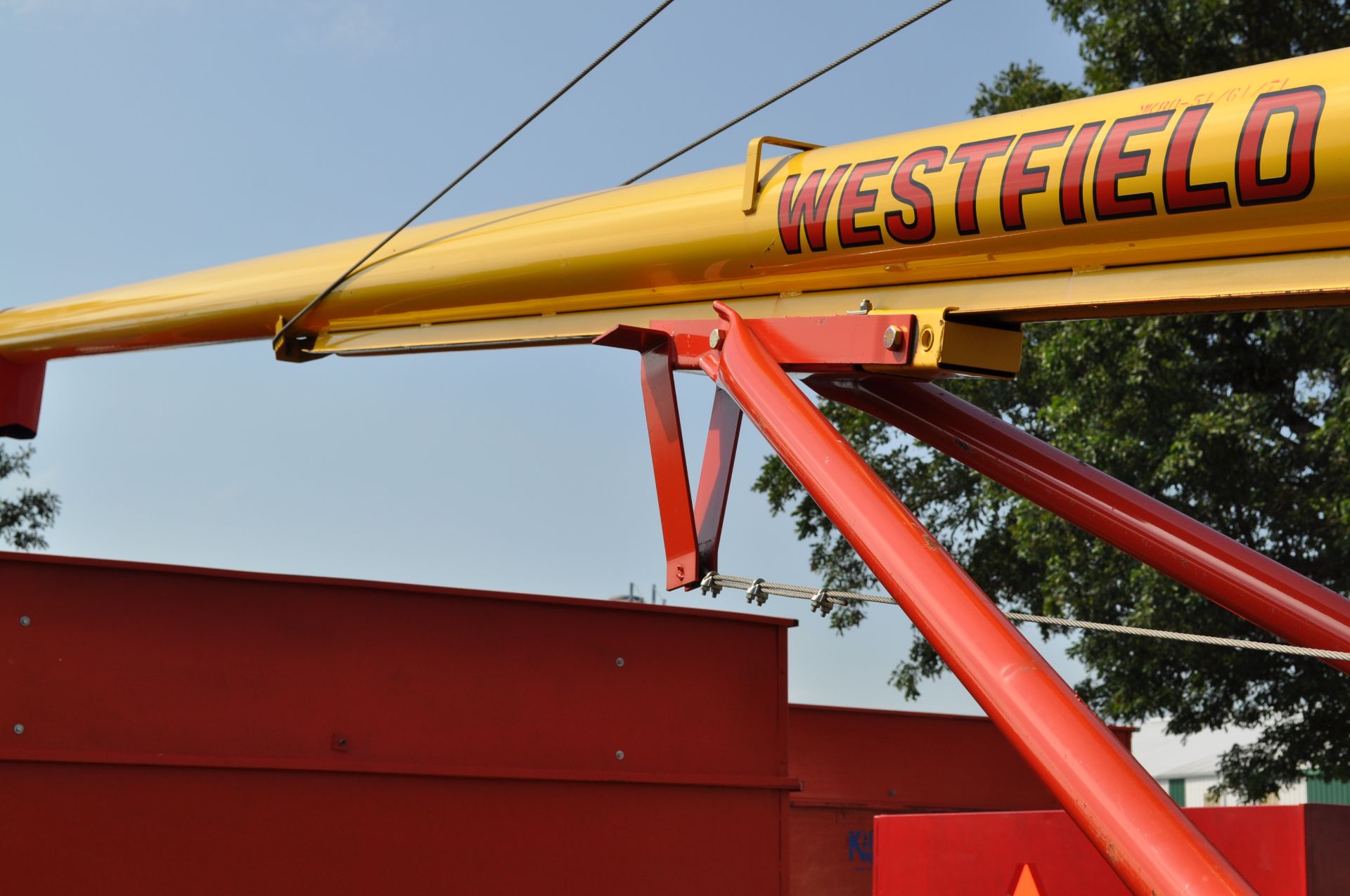 Westfield MK80-61 auger, swing-a-way, hyd lift, 540 PTO - Image 6 of 8