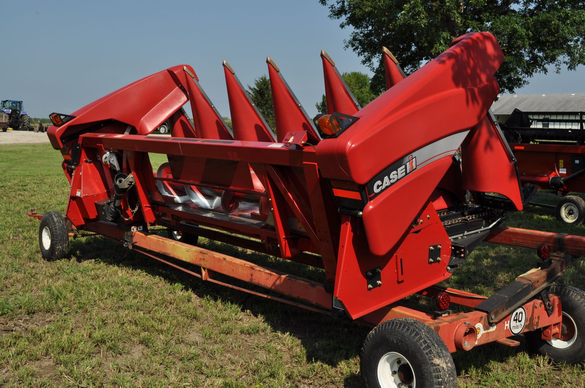 Case IH 3406 corn head, knife rolls, hyd deck plates, poly, 2 stalk stompers, header height control - Image 4 of 20