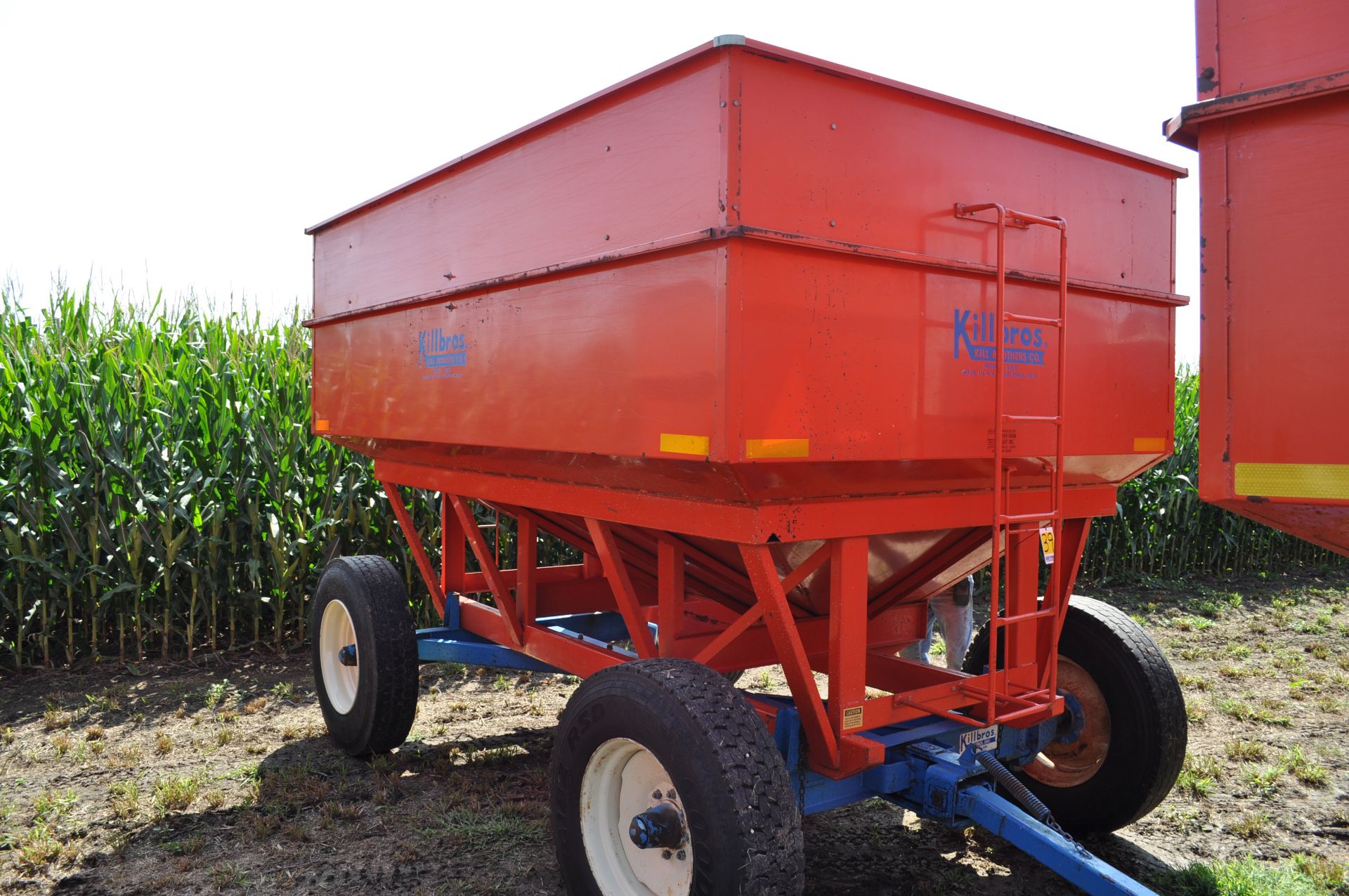 Killbros 385 gravity bed wagon, Killbros 1386 gear, 11R22.5 tires - Image 5 of 10