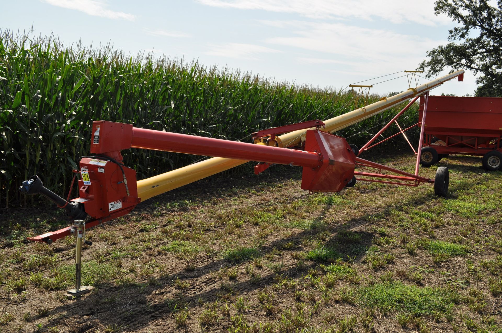 Westfield MK80-61 auger, swing-a-way, hyd lift, 540 PTO