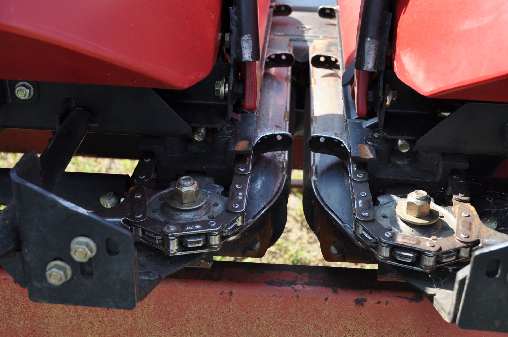 Case IH 3406 corn head, knife rolls, hyd deck plates, poly, 2 stalk stompers, header height control - Image 9 of 20