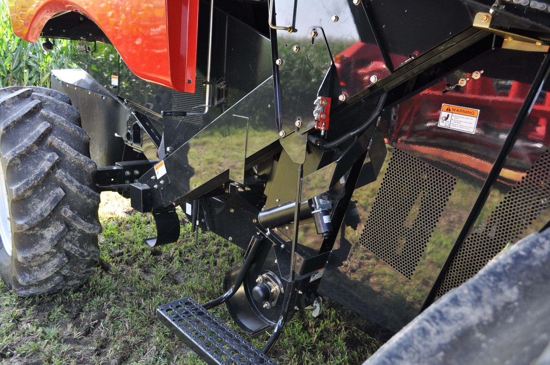 Case IH 6088 combine, 900/60R32 drive tires, 540/65R30 rear tires, 2WD, Field Tracker - Image 19 of 29