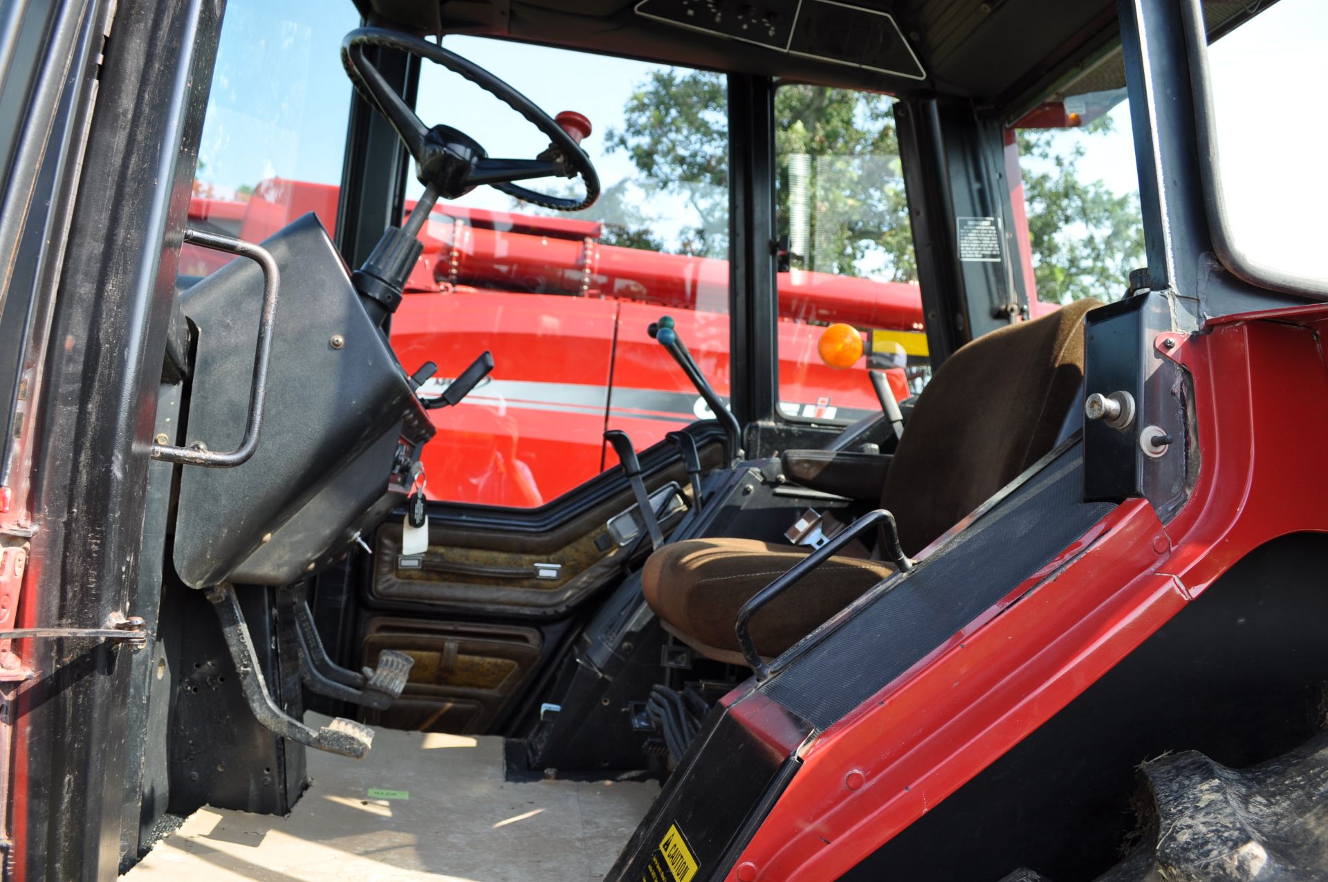 International 5288 tractor, C/H/A, 520/85R38 duals, 14L-16.1 front tires, 3 x 6 partial powershift - Image 18 of 29