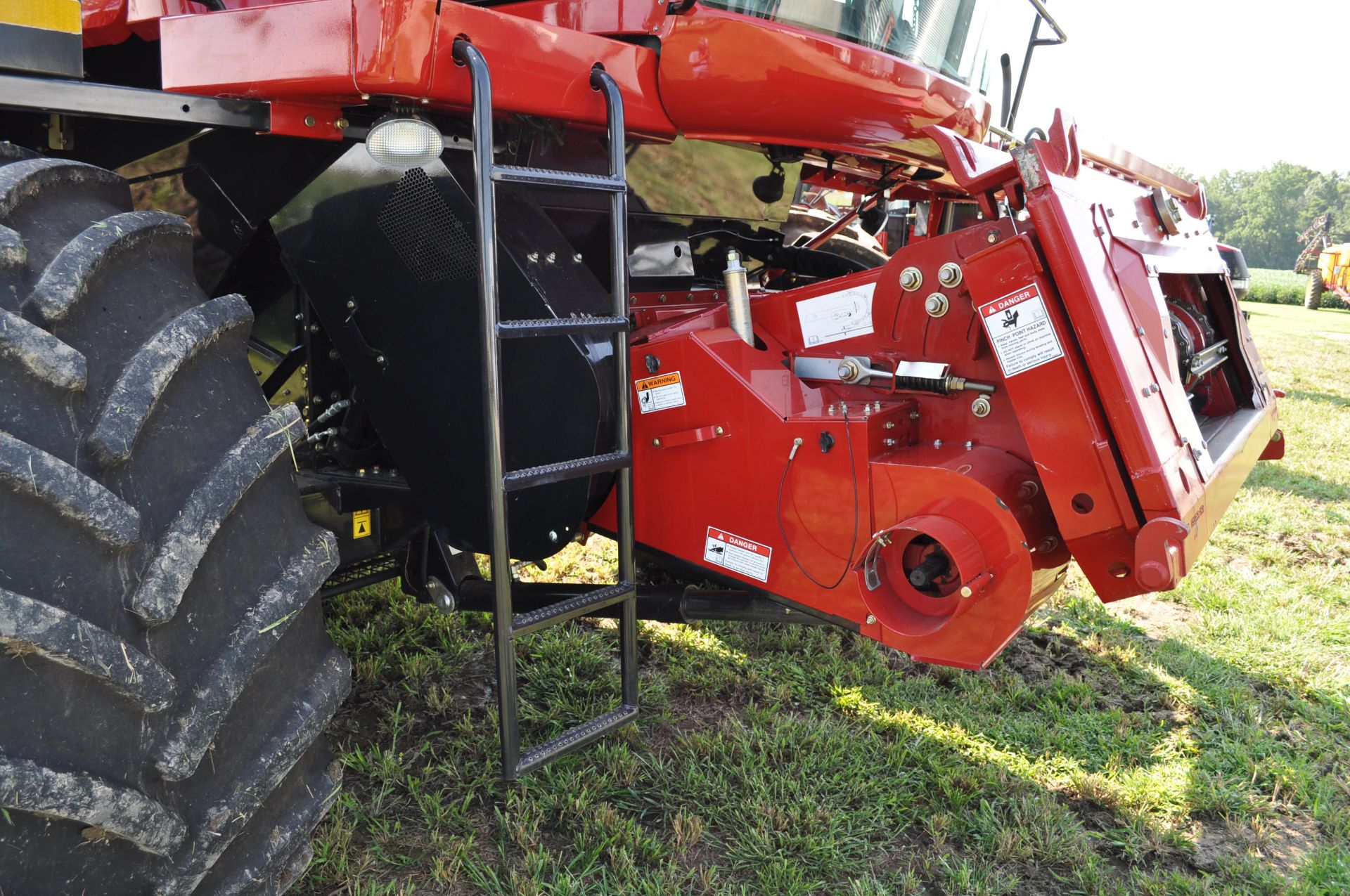 Case IH 6088 combine, 900/60R32 drive tires, 540/65R30 rear tires, 2WD, Field Tracker - Image 9 of 29