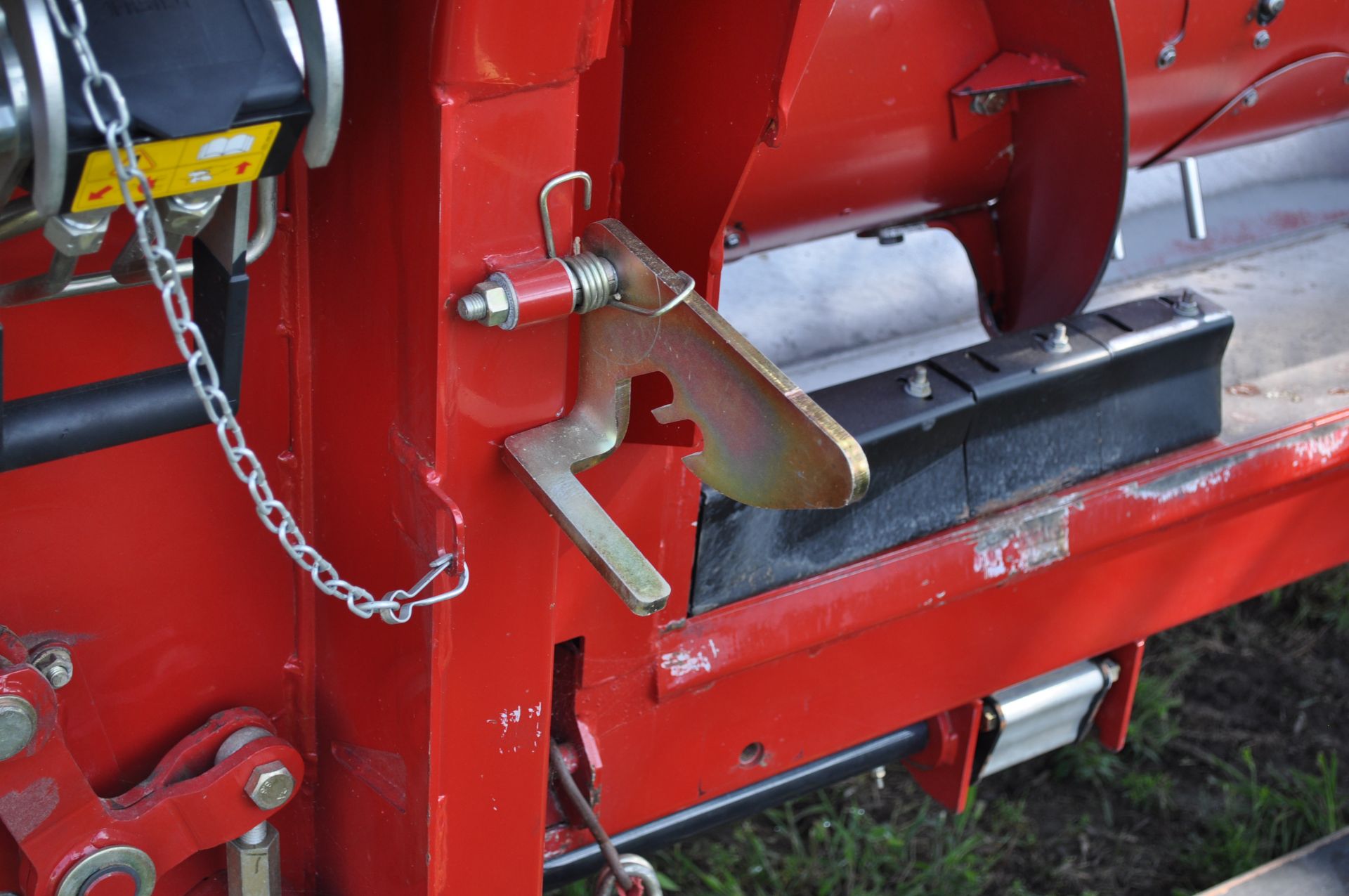 30’ Case IH 3020 grain platform, TerraFlex, full finger auger, single point hook up, hyd fore/aft - Image 8 of 18