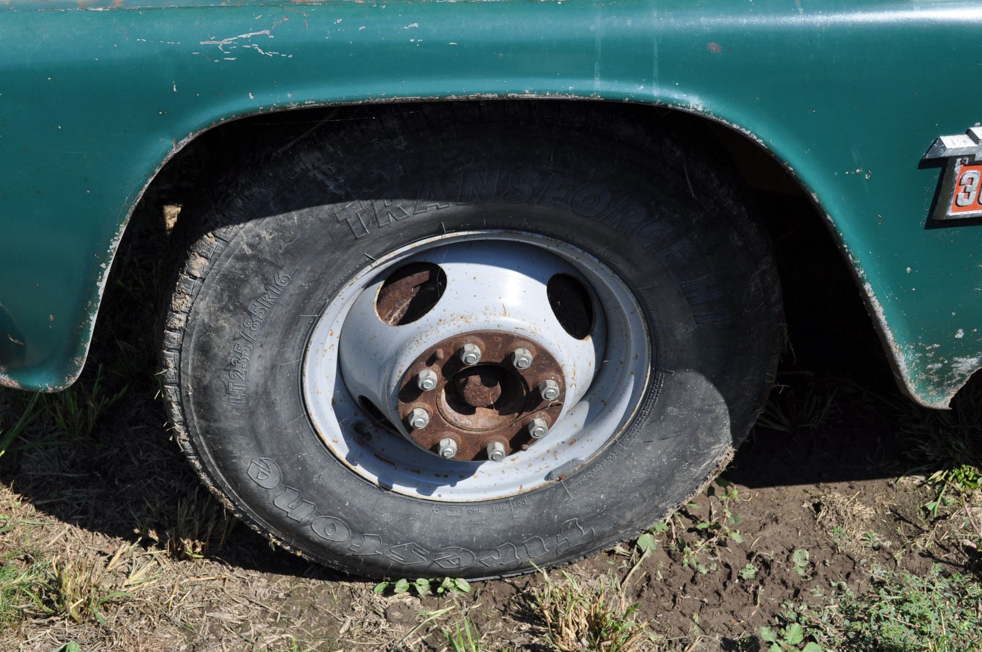 1964 Chevrolet 30 1 ton truck, 230 6 cyl gas engine, 4 spd manual trans, 134” WB, 235/85R16 tires - Image 7 of 20