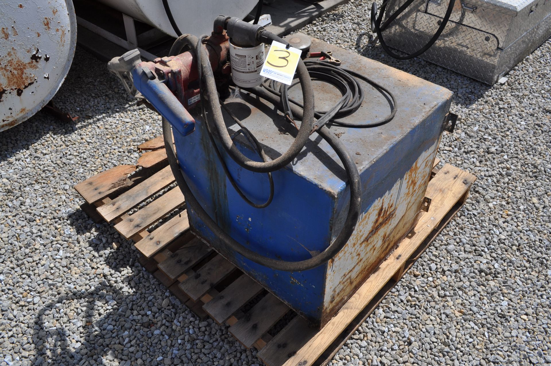 100 gal steel fuel transfer tank, 12 volt pump